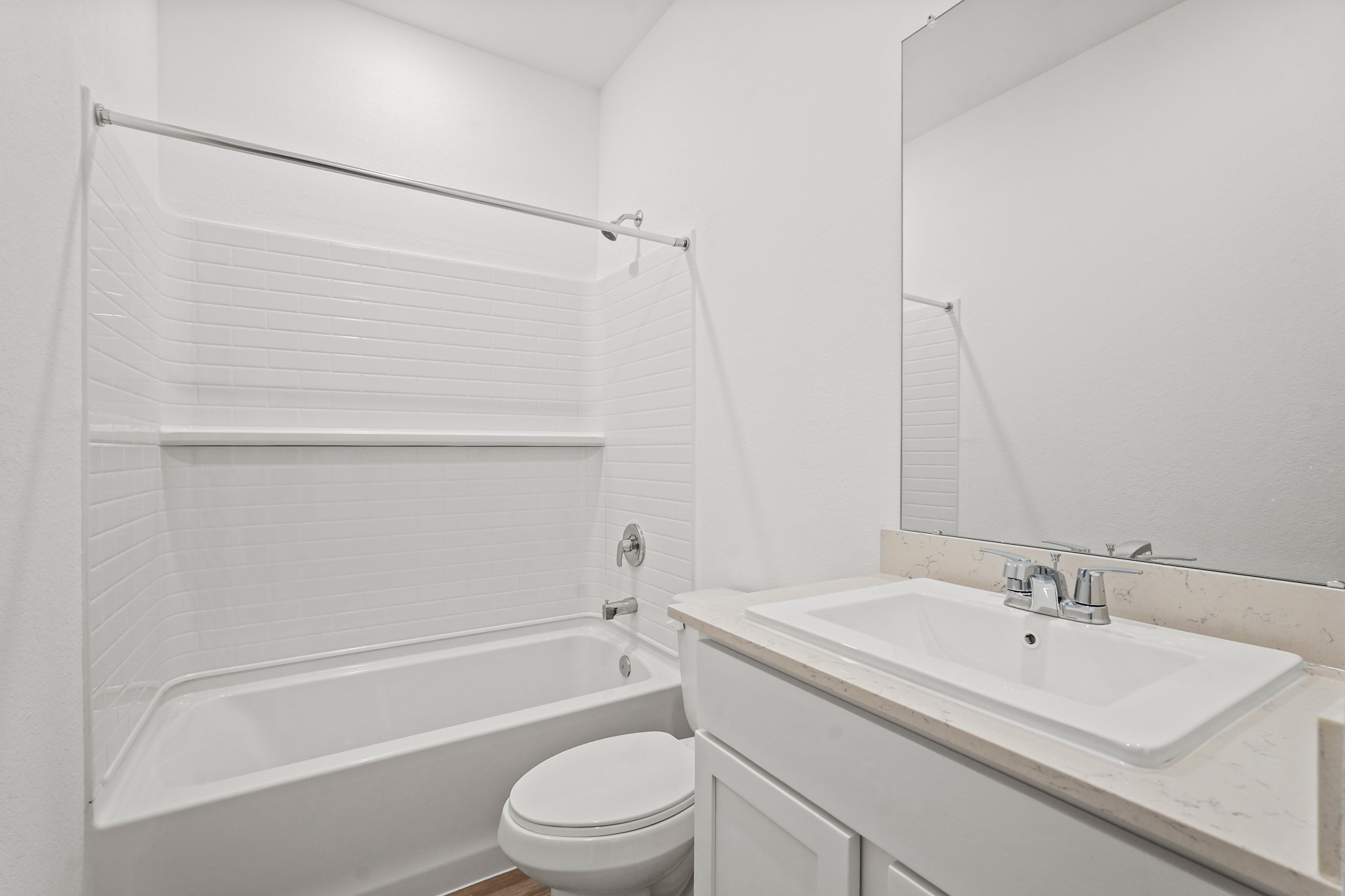 247 Golden Eagle Boulevard Property Photo 4