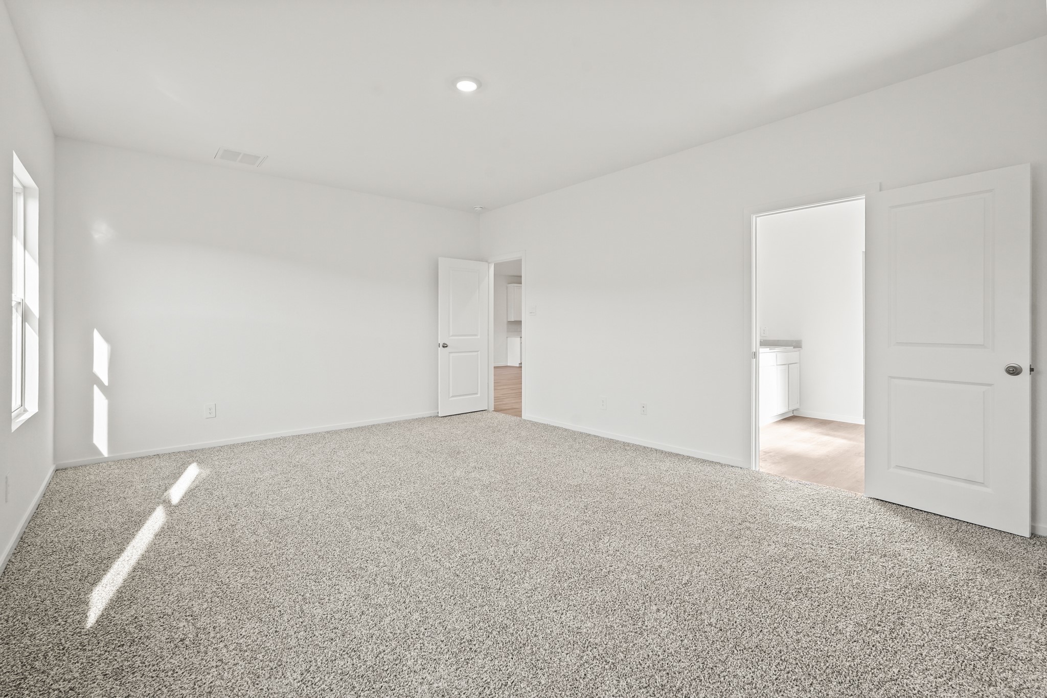 247 Golden Eagle Boulevard Property Photo 11