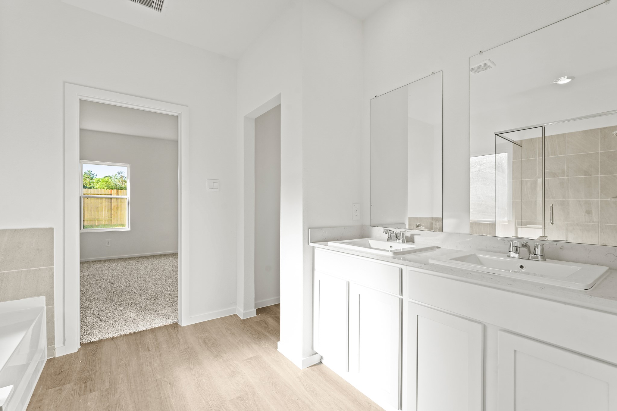 247 Golden Eagle Boulevard Property Photo 14