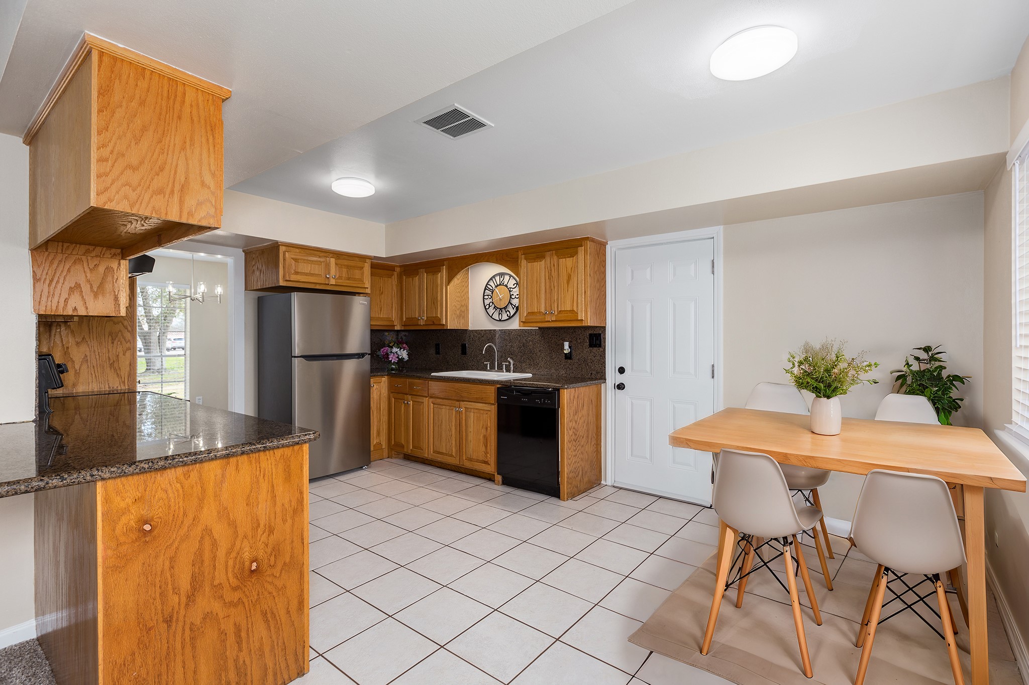 17602 Pearland Sites Road Property Photo 8