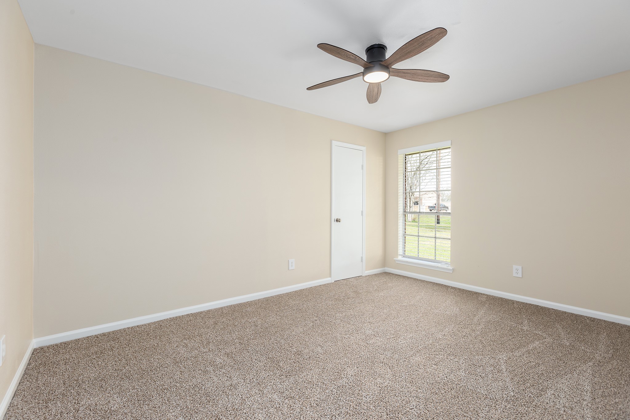 17602 Pearland Sites Road Property Photo 24