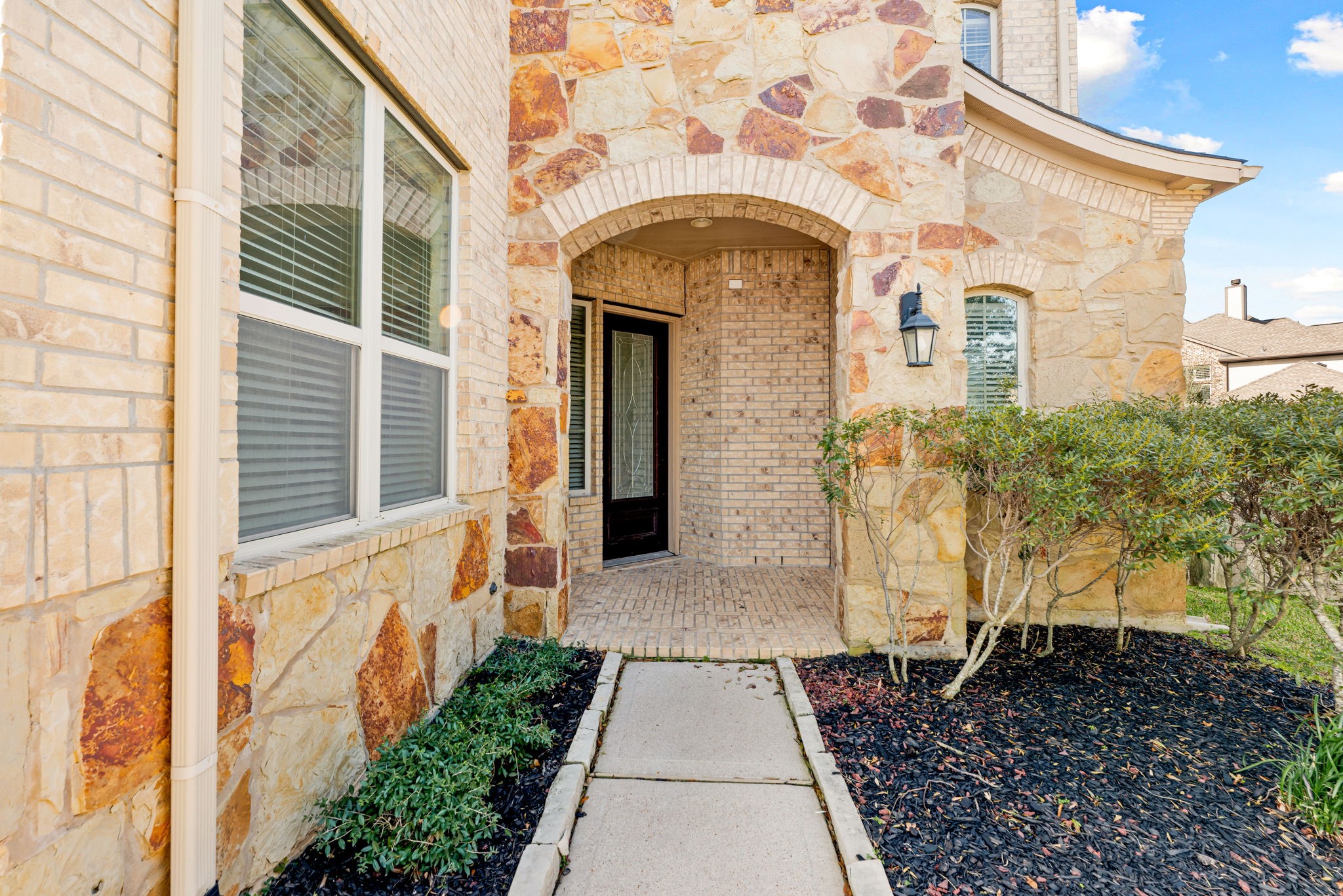 3318 Elizabeth Springs Court Property Photo 6