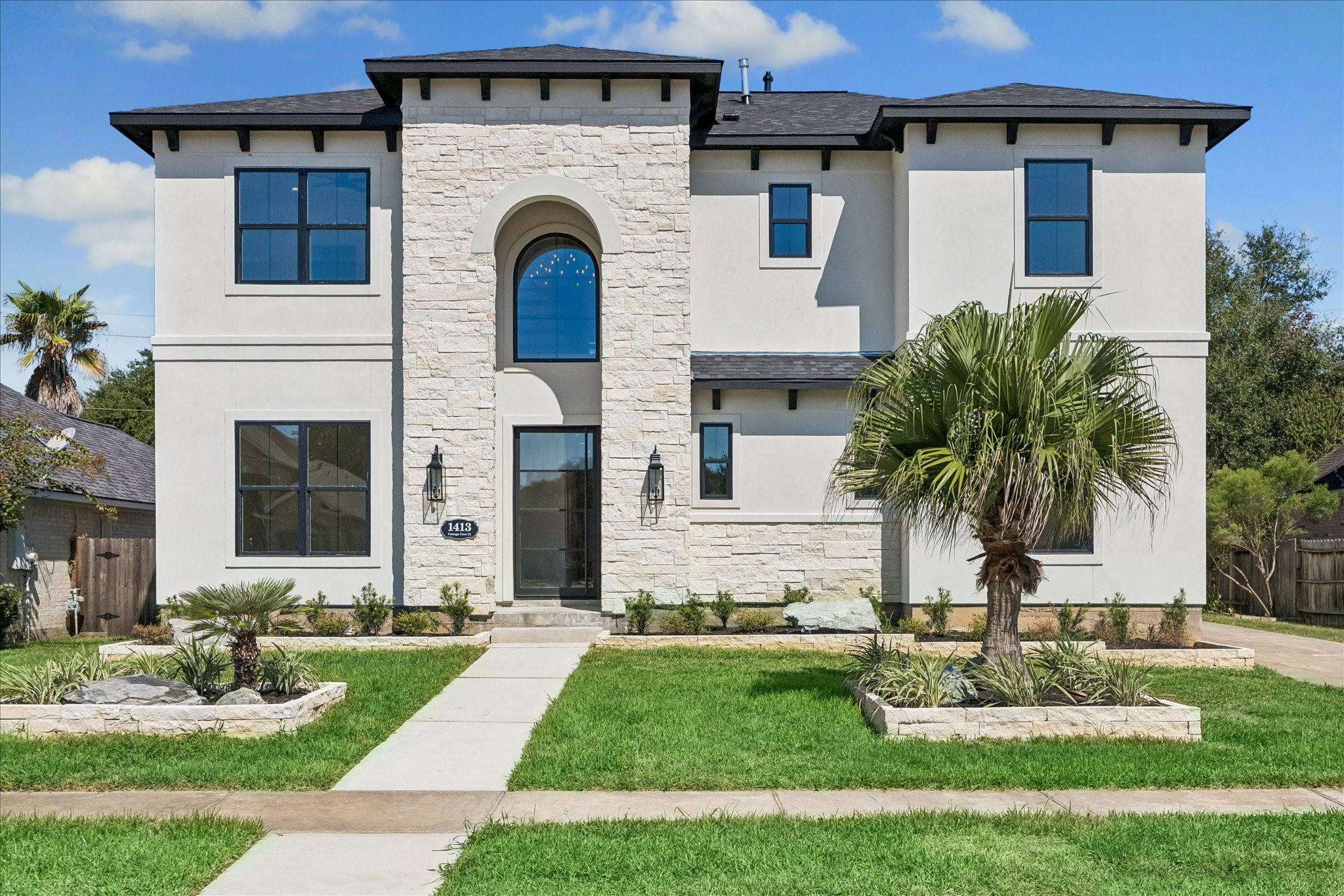 1413 Cottage Cove Court Property Photo 1