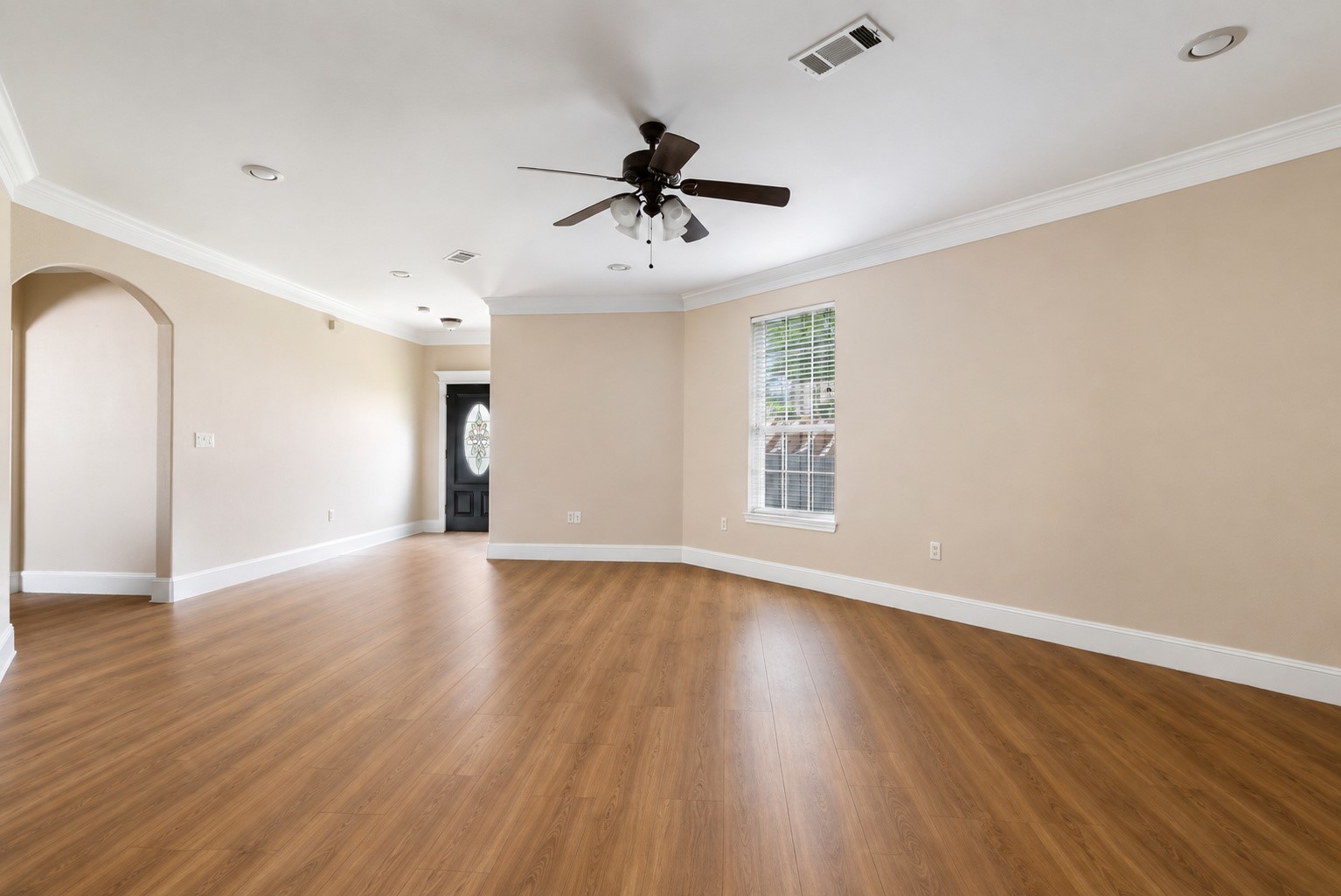 108 Harbour Town Circle Property Photo 5