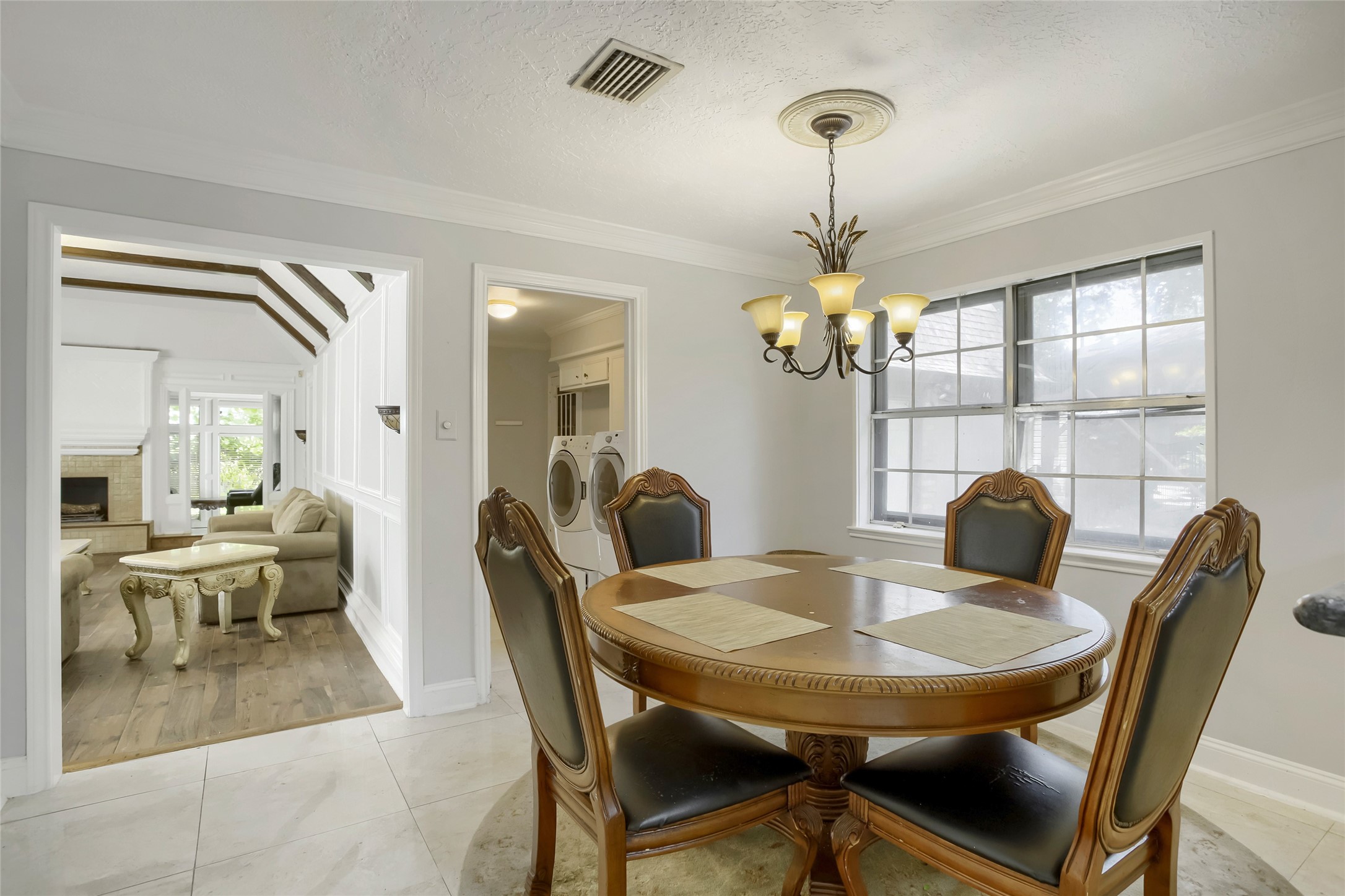 3811 Sunstone Drive Property Photo 11
