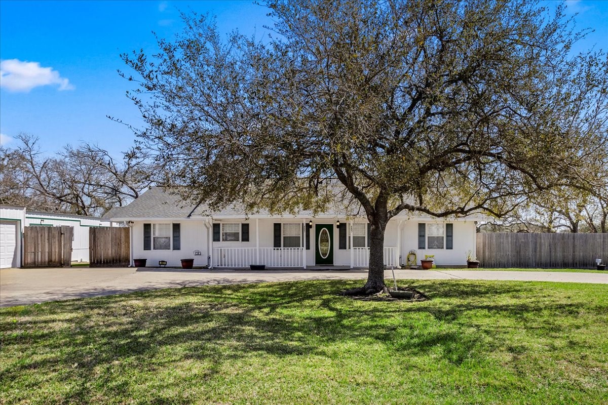 483 Riverside Drive Property Photo