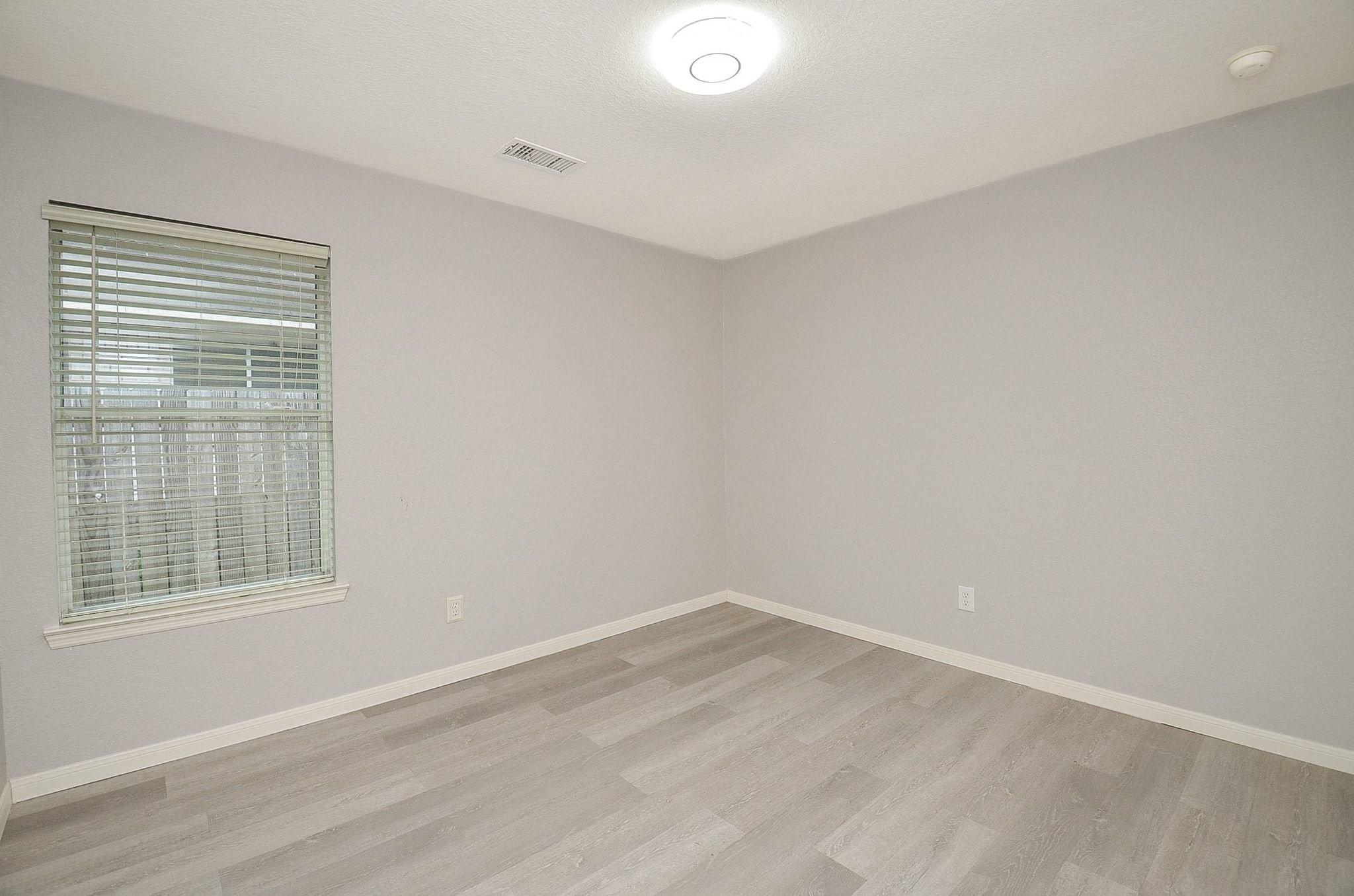 8502 Manassas Lane Property Photo 23