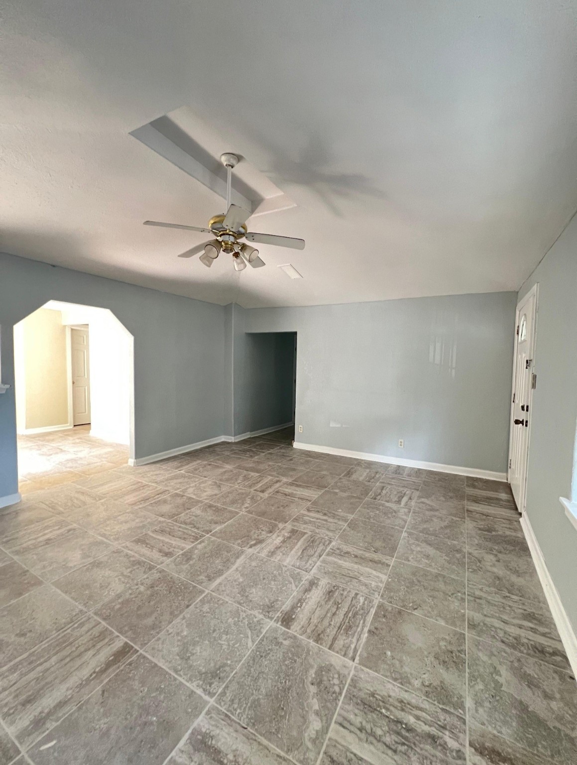 3121 Bond Street Property Photo 3