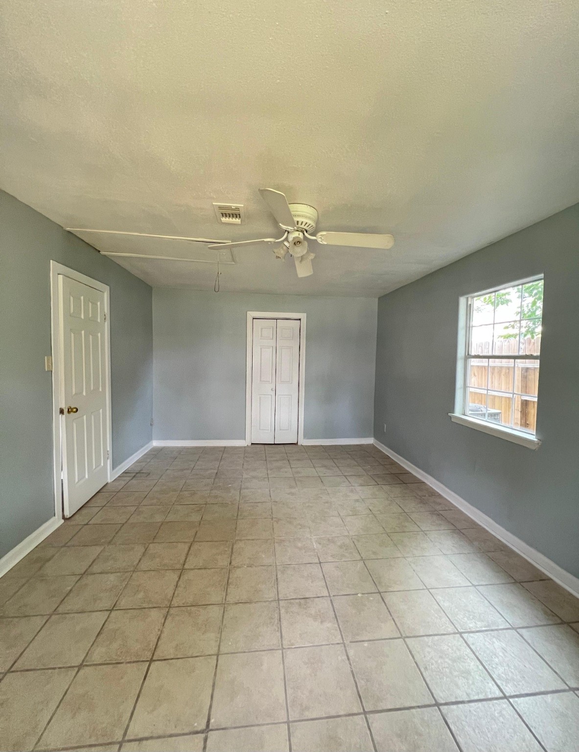 3121 Bond Street Property Photo 10