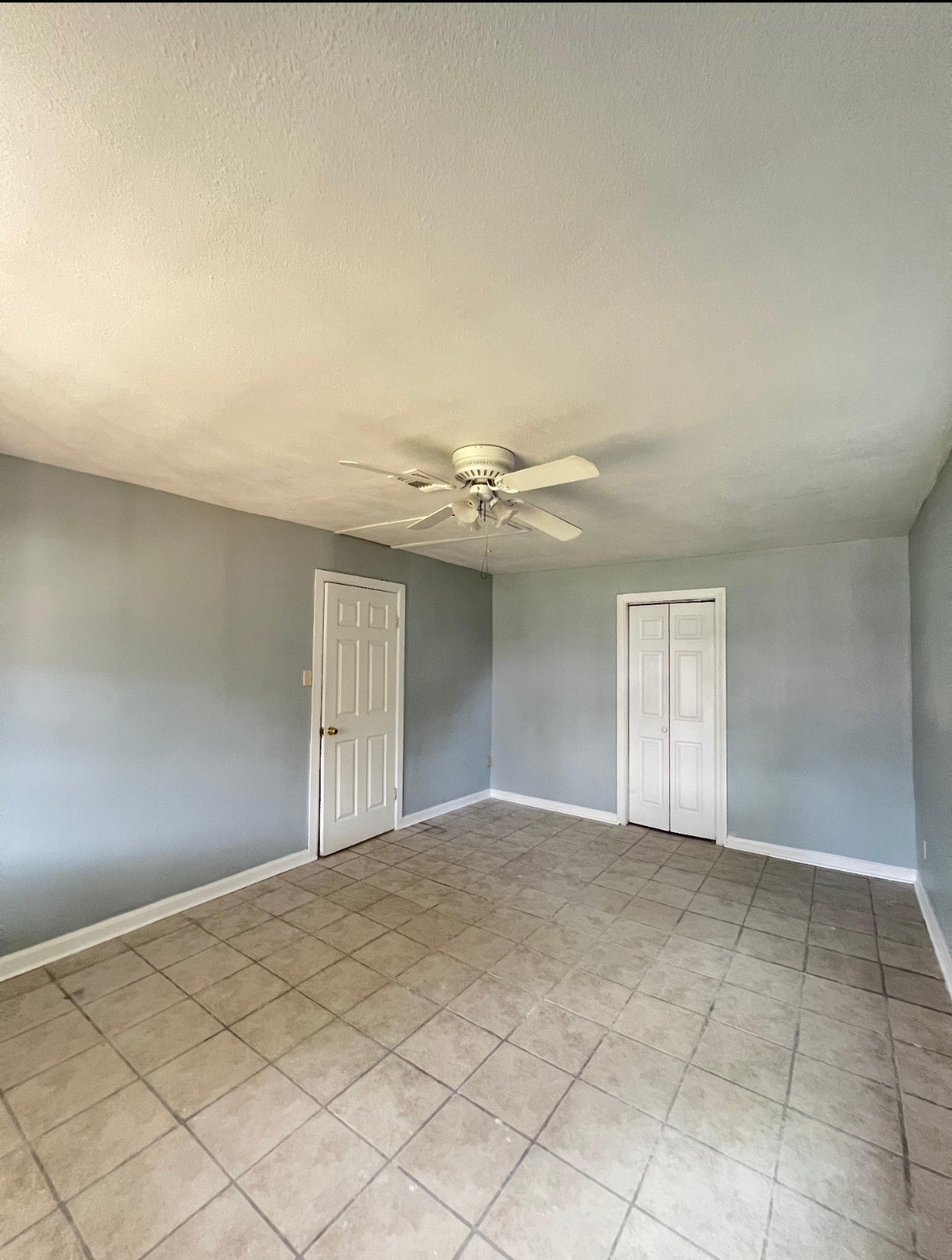 3121 Bond Street Property Photo 11