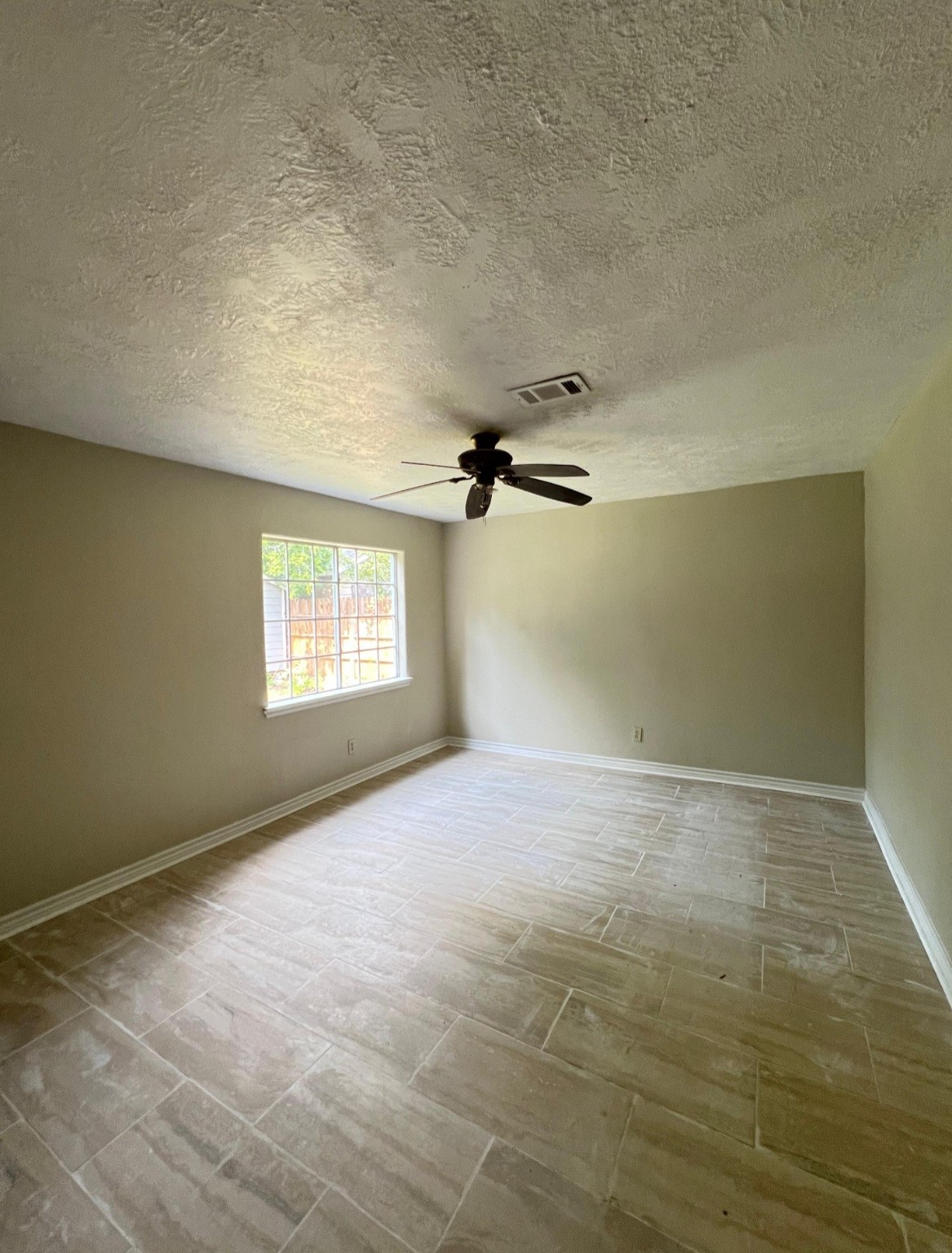 3121 Bond Street Property Photo 12