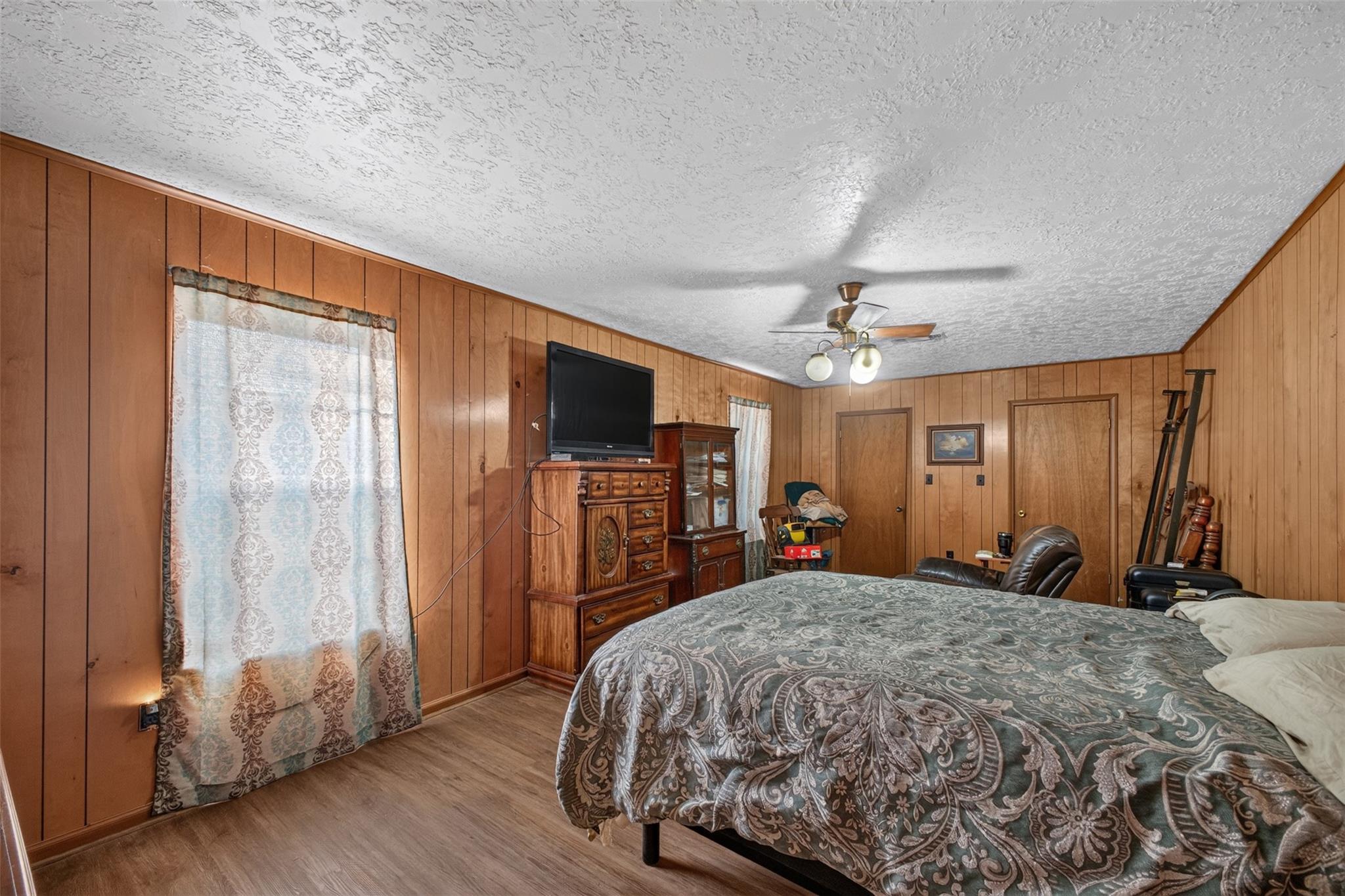 952 Cook Road Property Photo 17