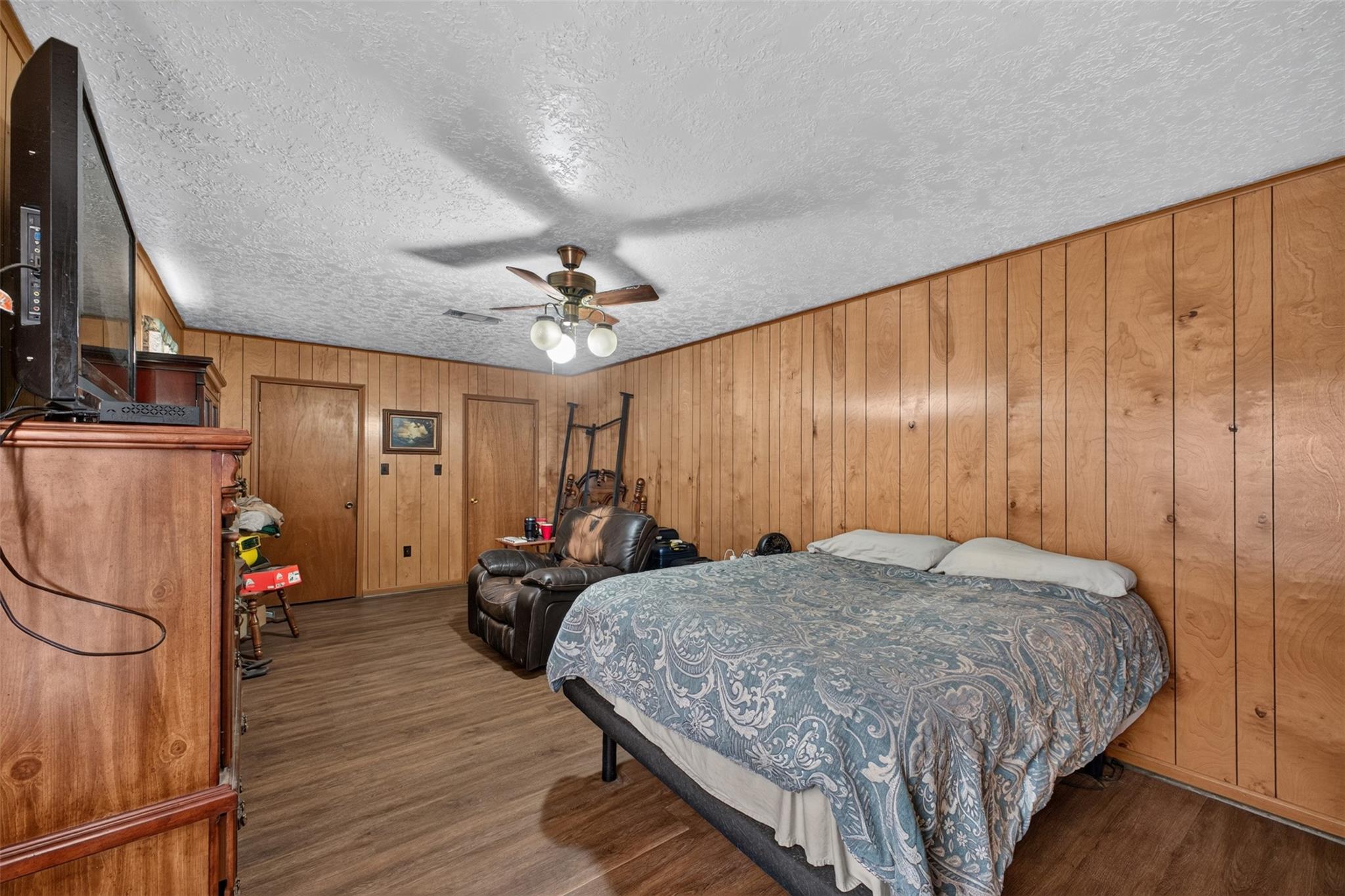 952 Cook Road Property Photo 18