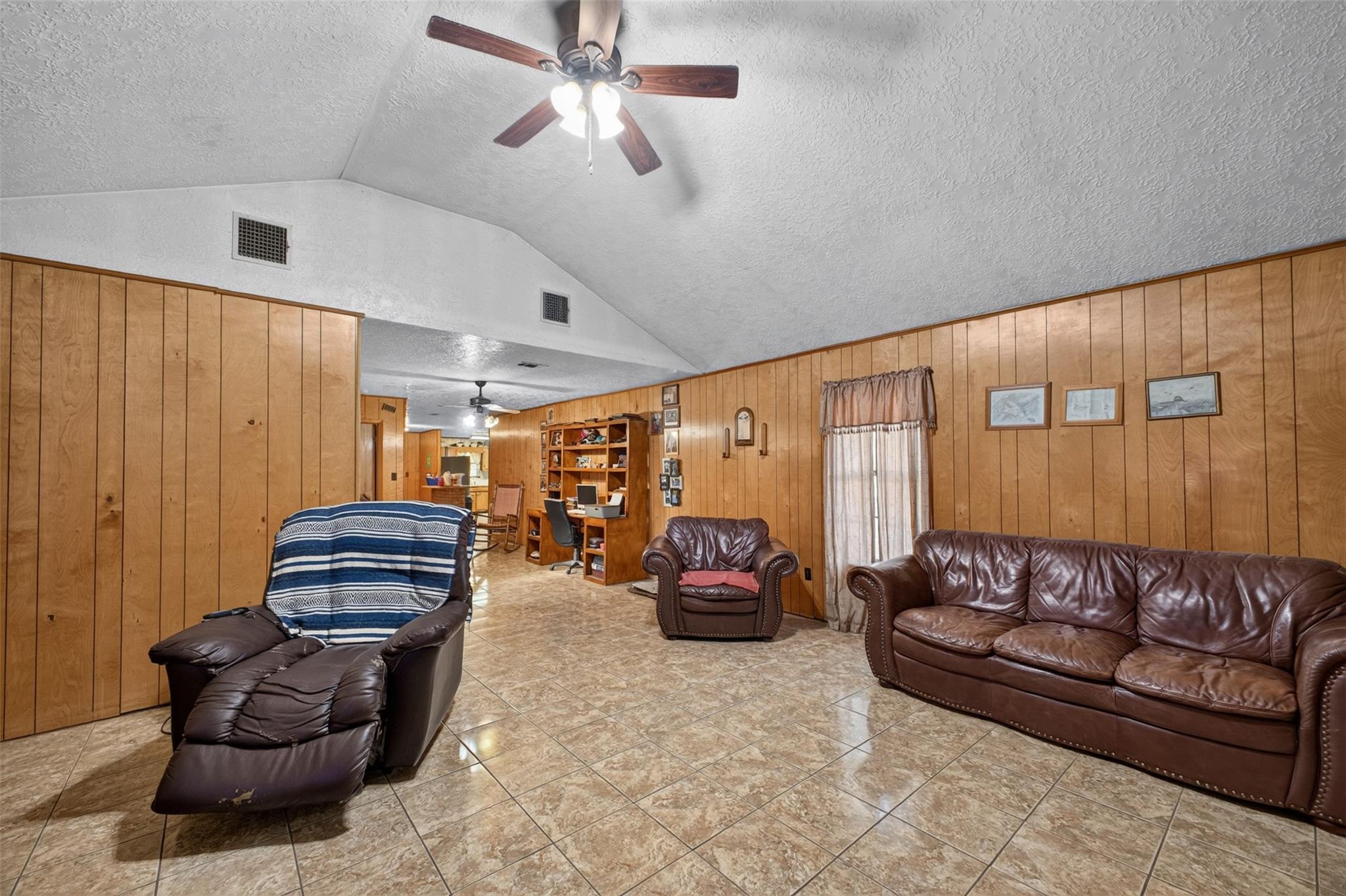 952 Cook Road Property Photo 23