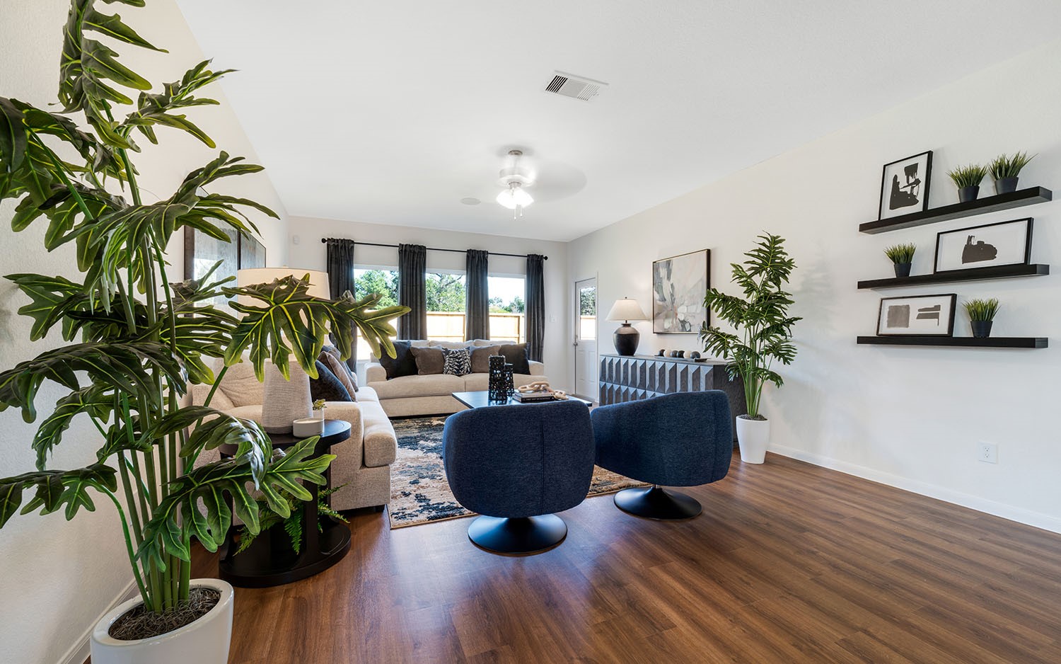 12923 Carla Scanlan Lane Property Photo 3