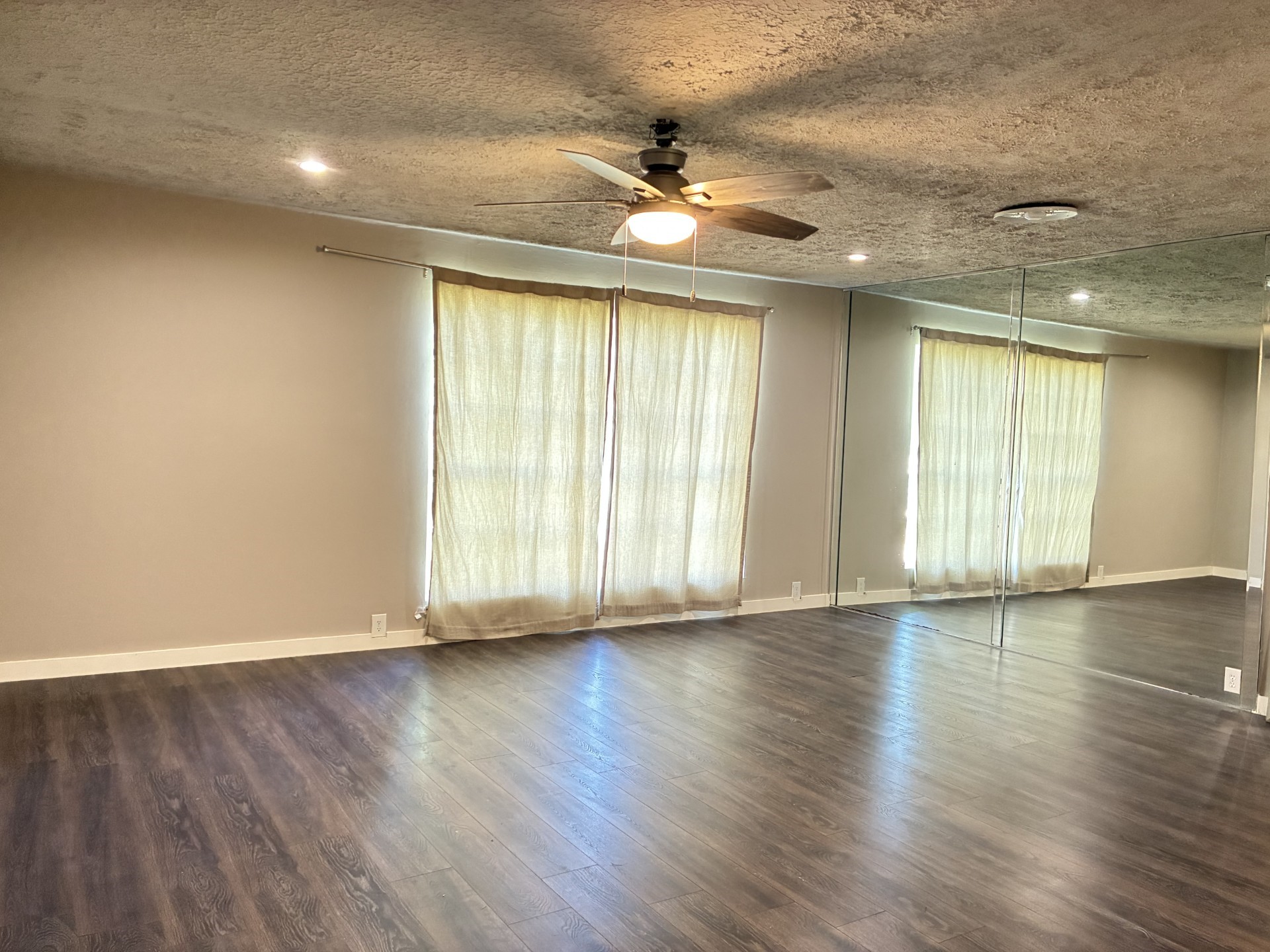 7510 Shadyvilla Lane Property Photo 4