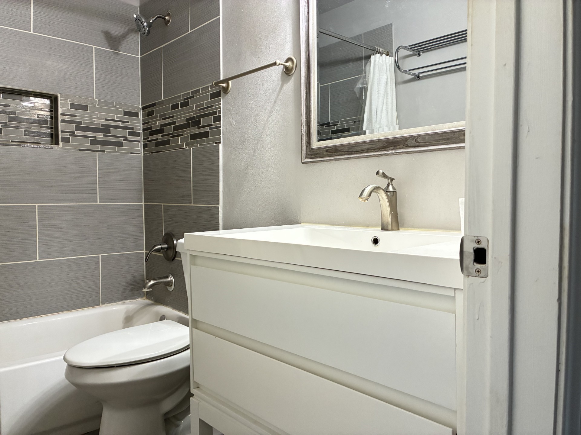 7510 Shadyvilla Lane Property Photo 10