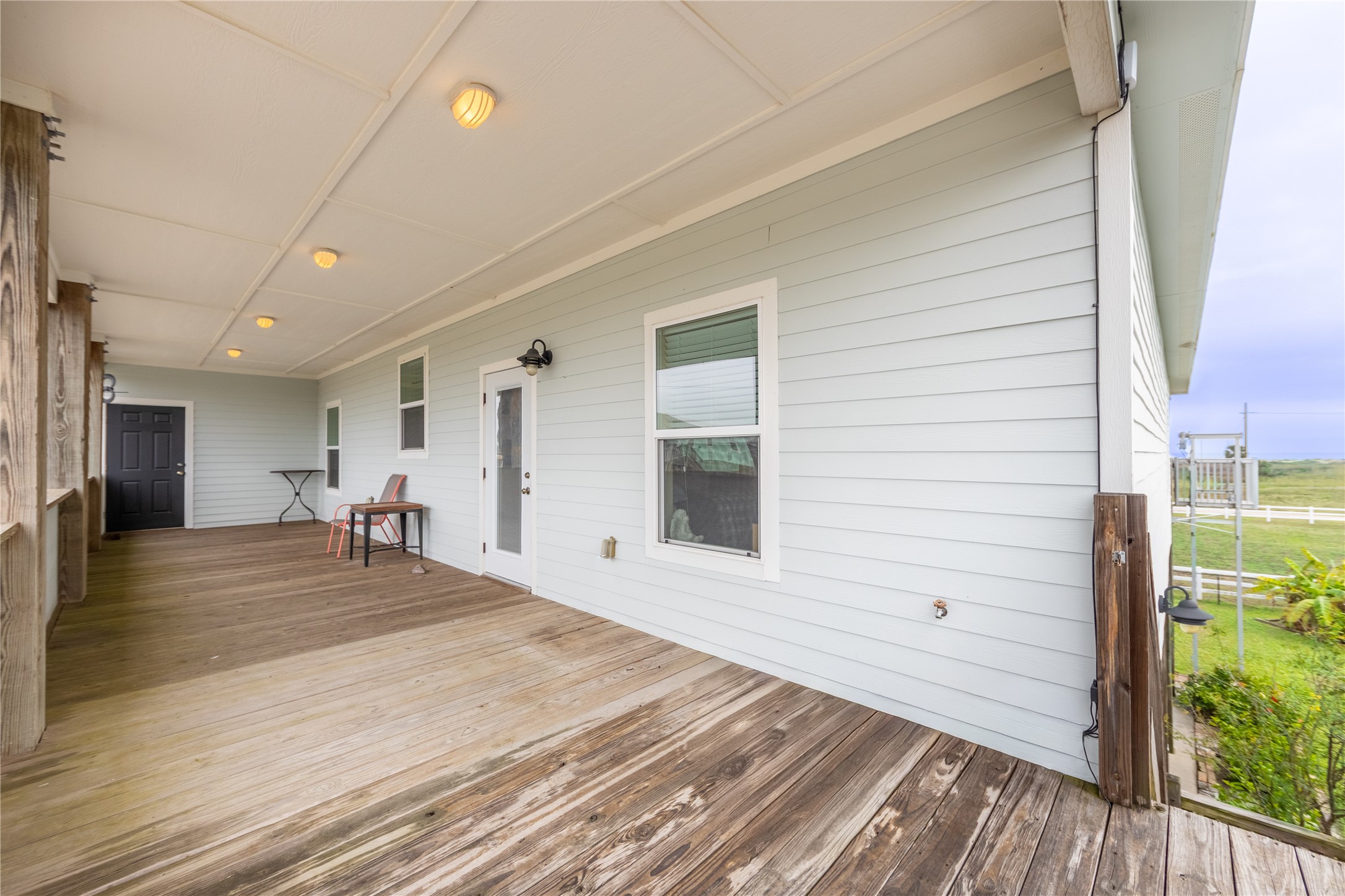 4304 Bolivar Circle Property Photo 3