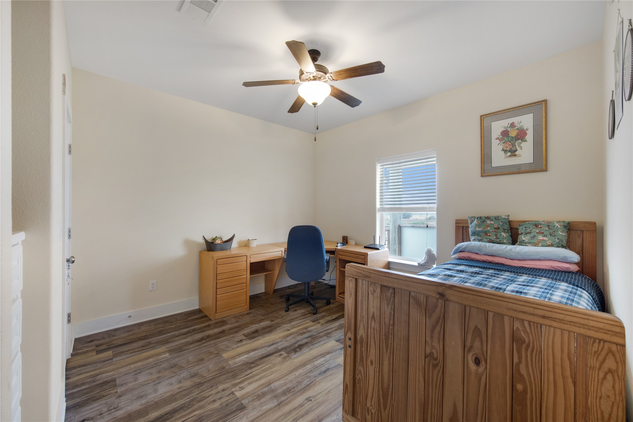 4304 Bolivar Circle Property Photo 16