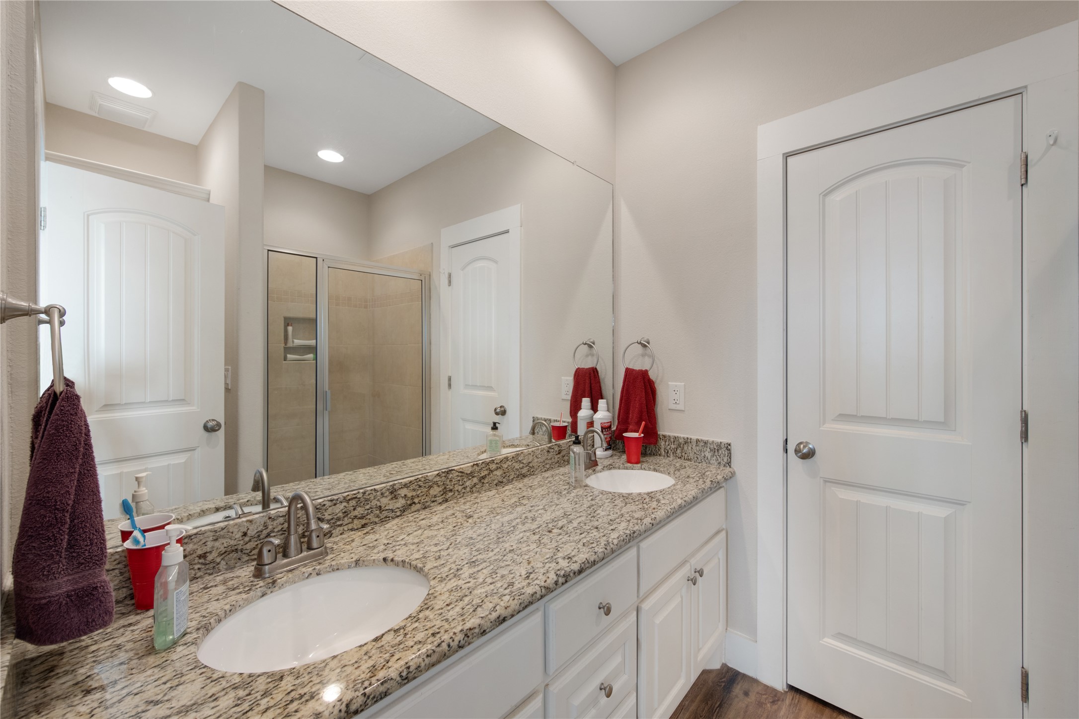 4304 Bolivar Circle Property Photo 32