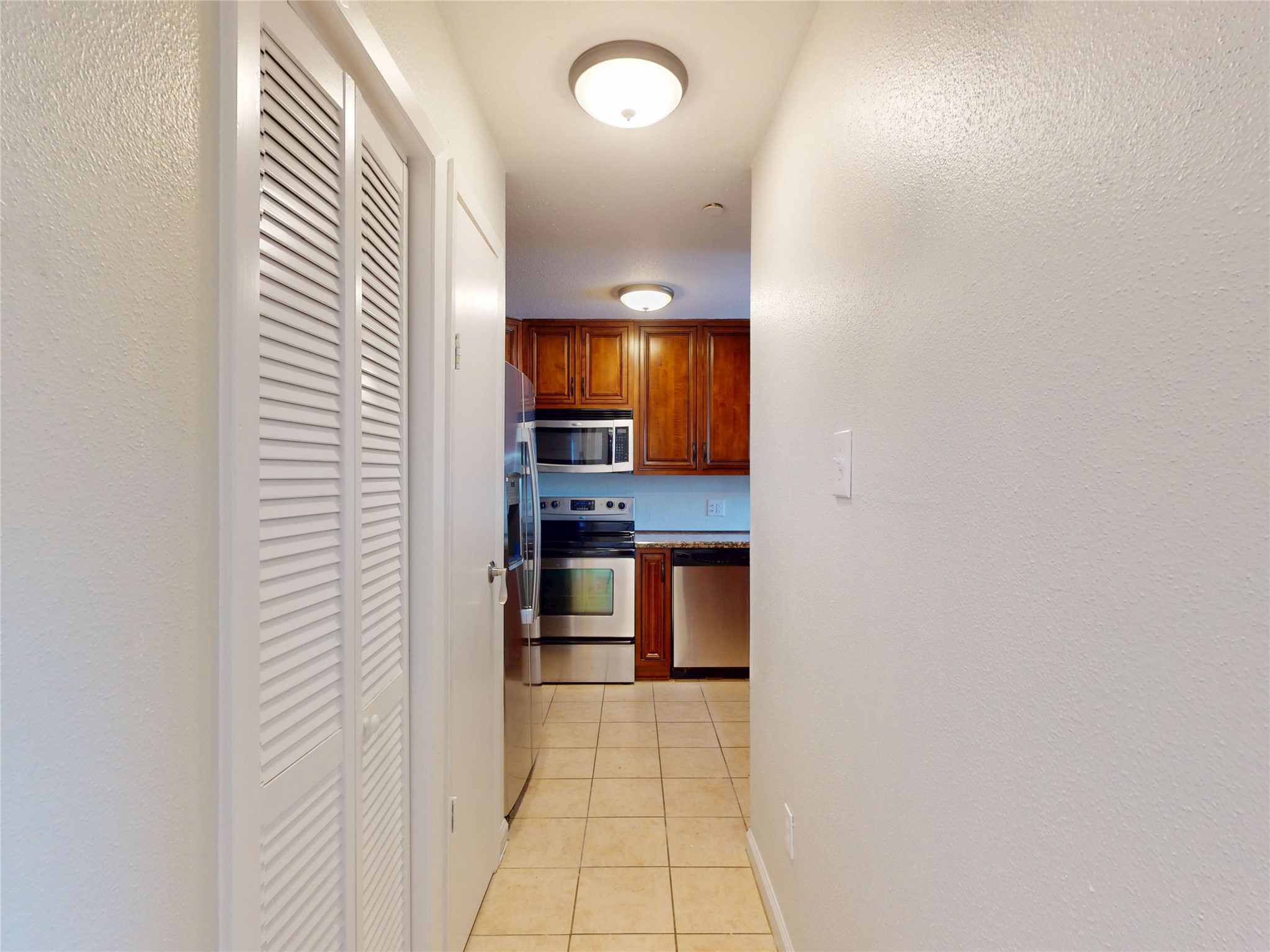 793 Davis Road 111 Property Photo 5