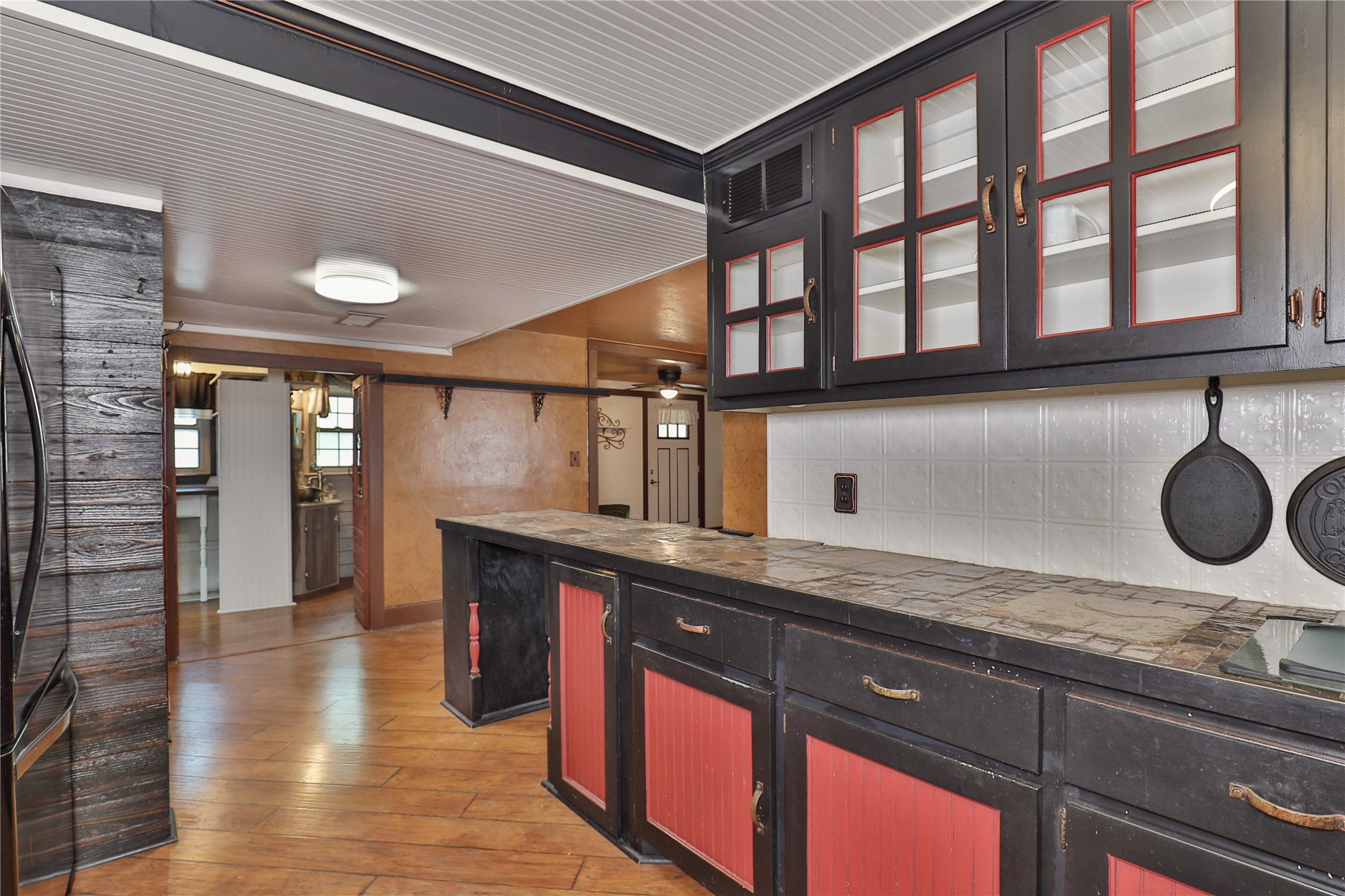 56 Leeder Court Property Photo 14