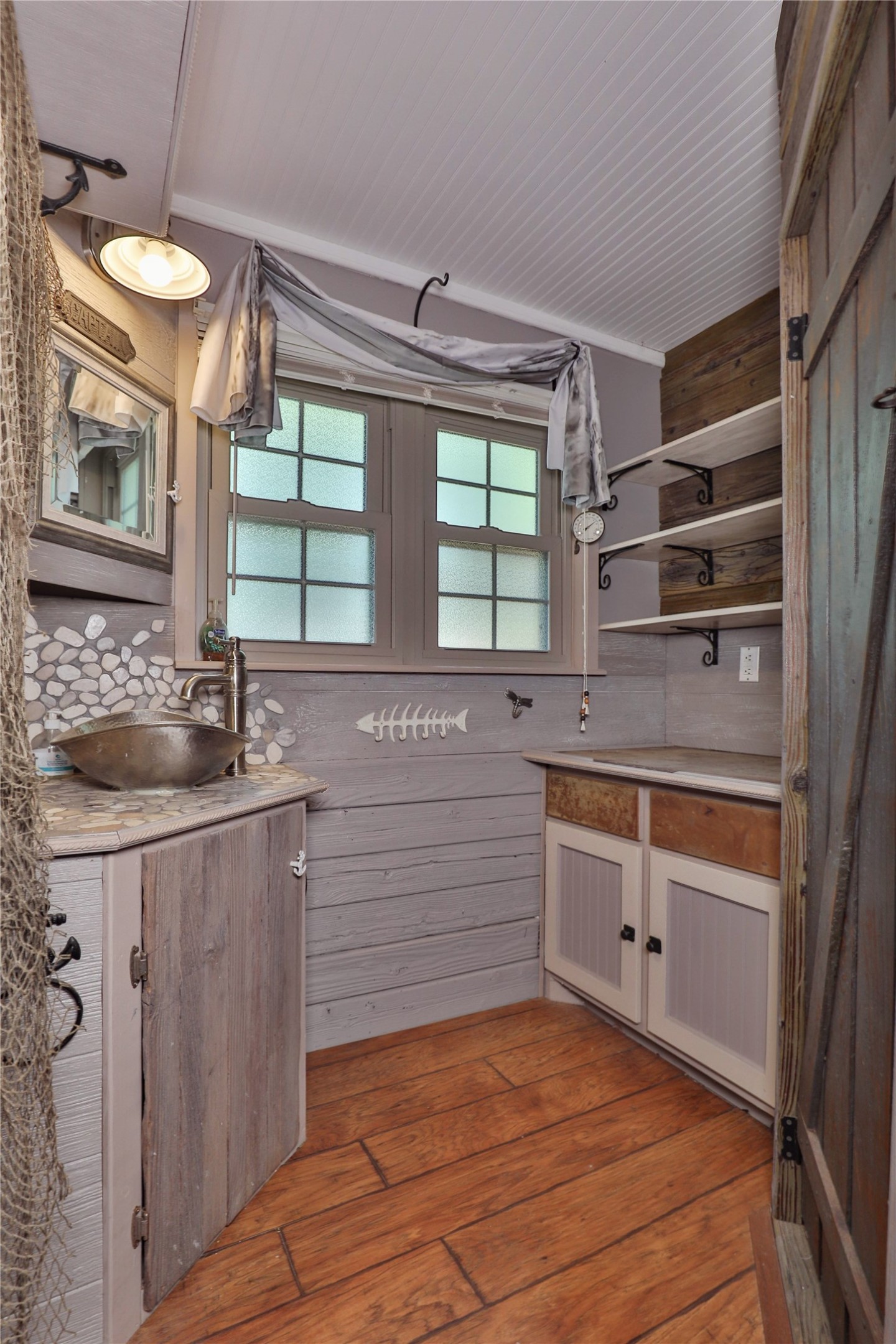 56 Leeder Court Property Photo 16