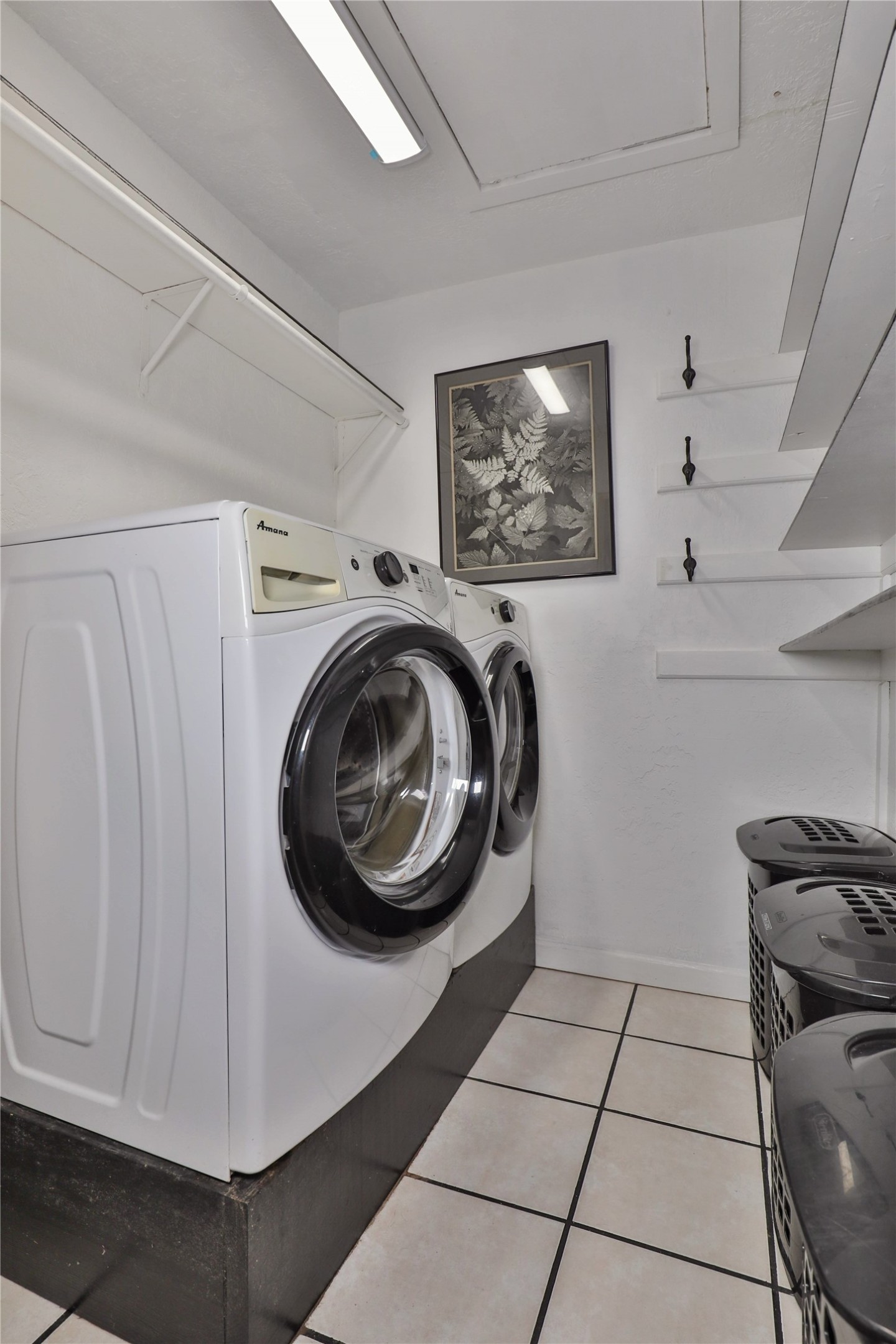 56 Leeder Court Property Photo 25
