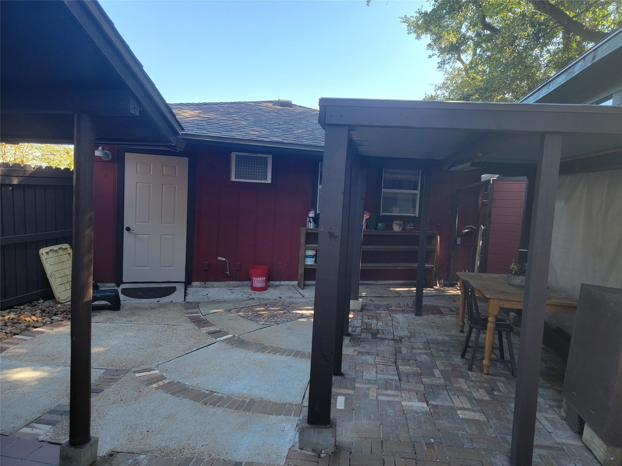 56 Leeder Court Property Photo 35