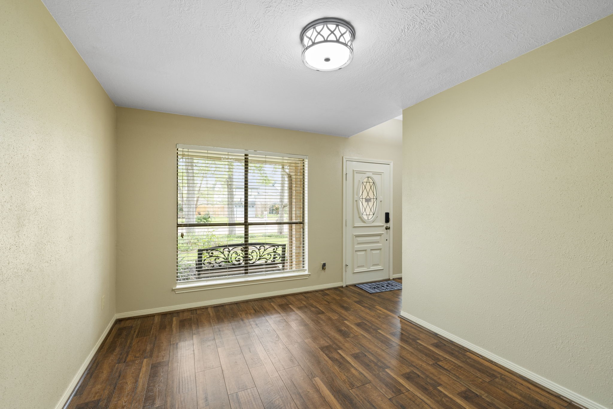 2310 Willow Bend Drive Property Photo 4