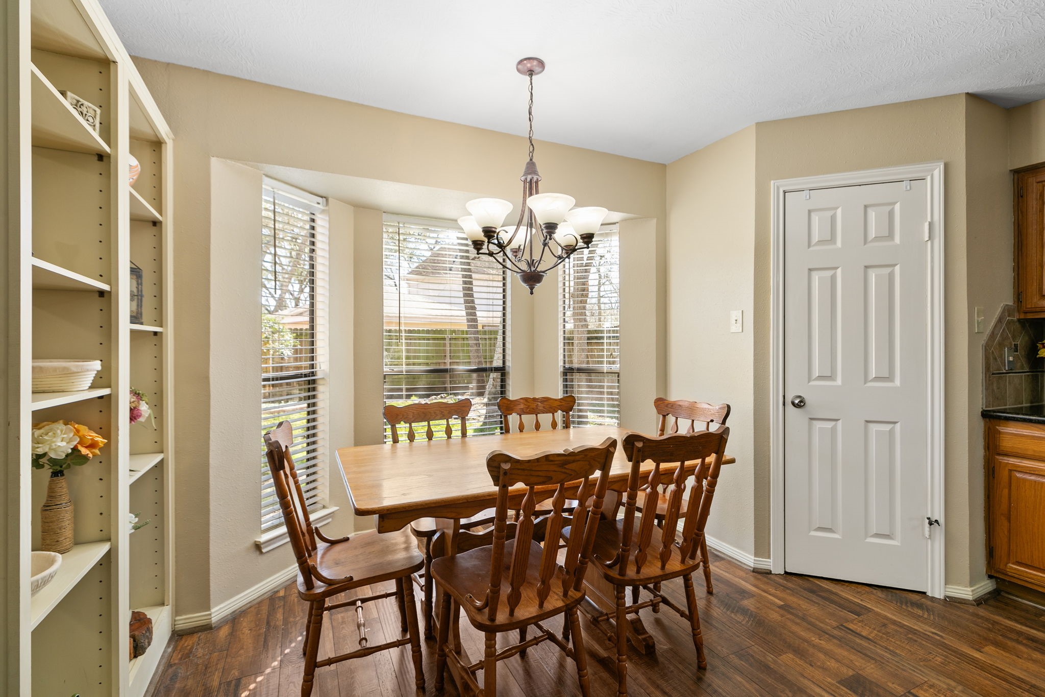 2310 Willow Bend Drive Property Photo 12