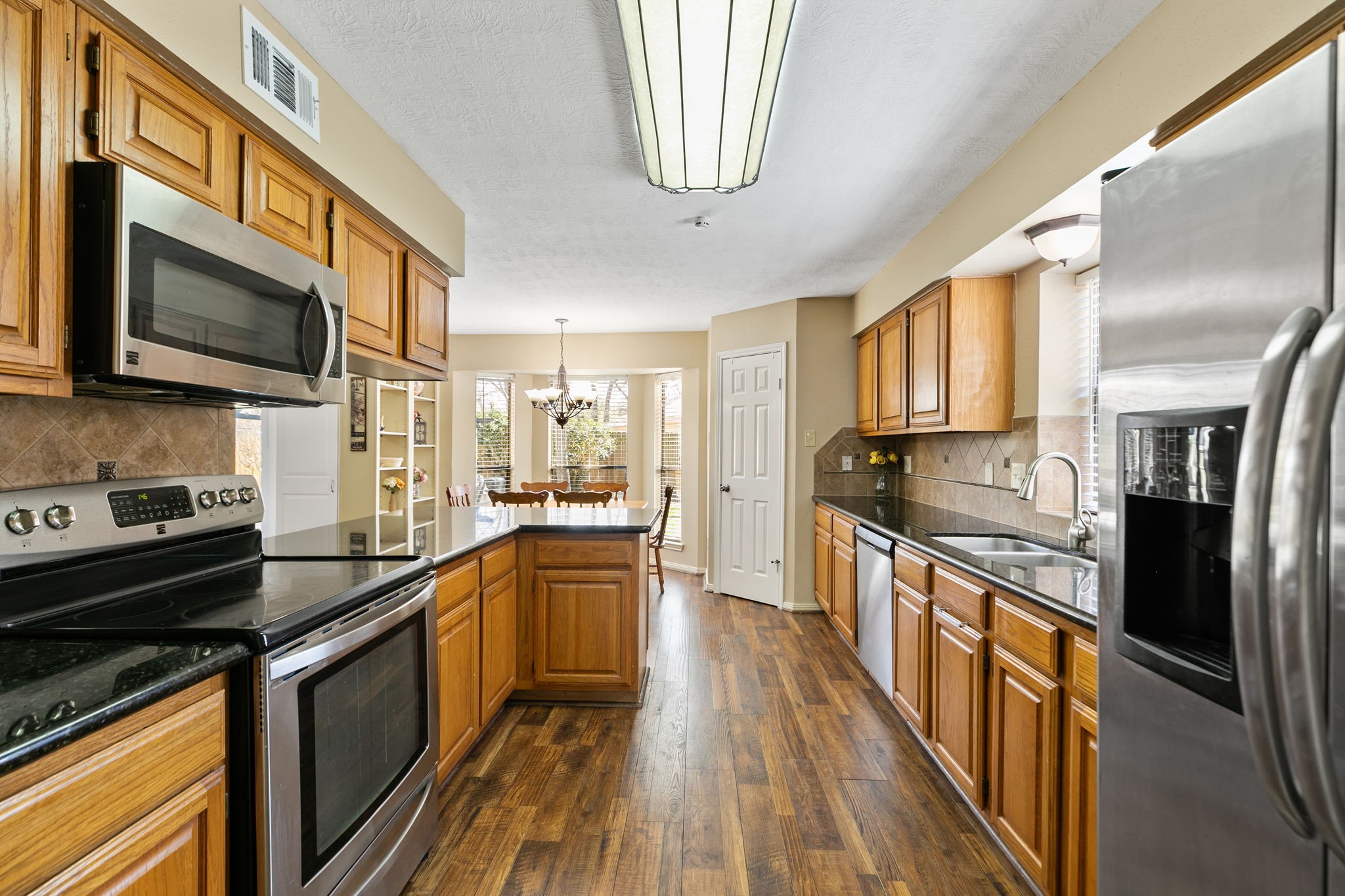 2310 Willow Bend Drive Property Photo 14