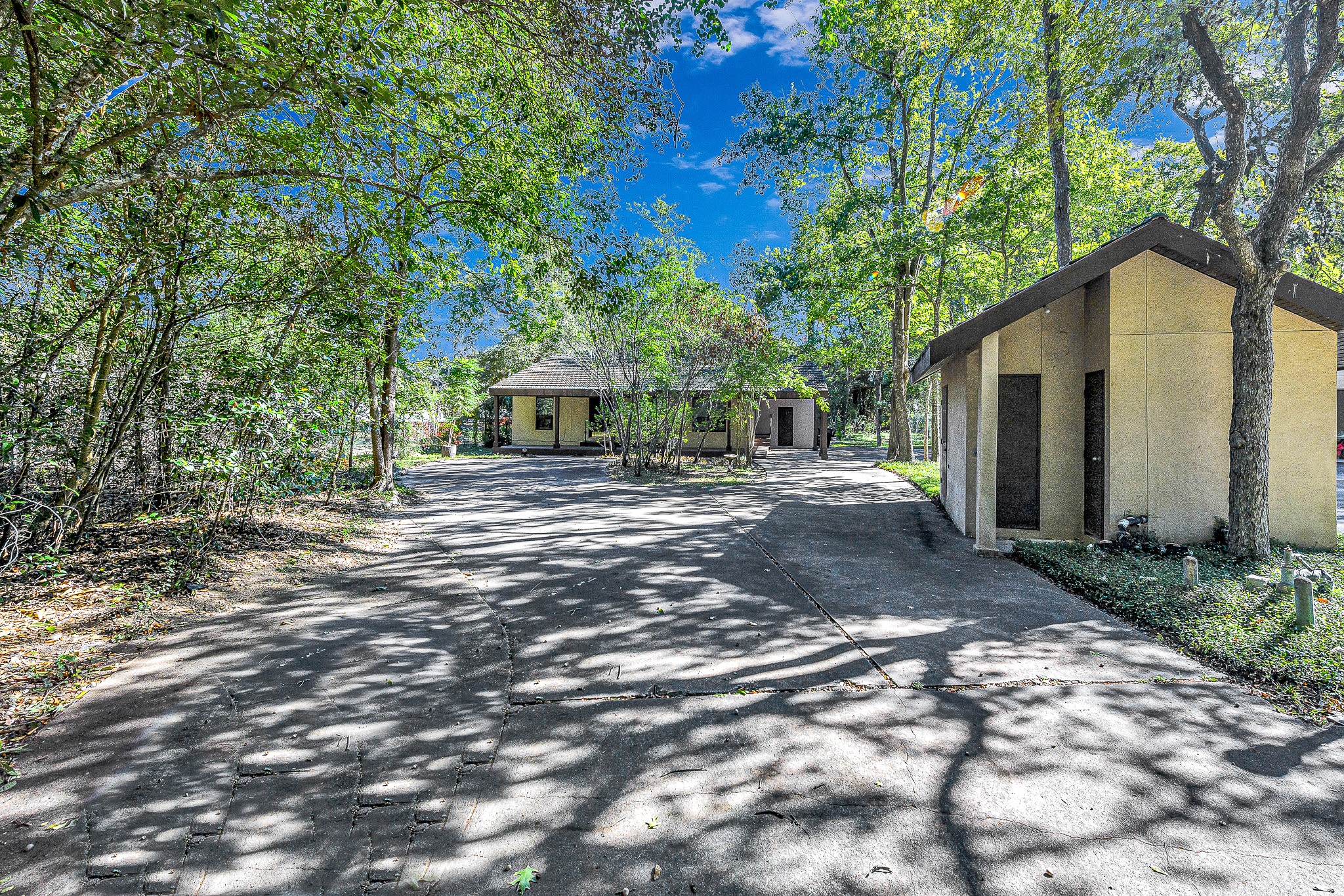 32b E Rivercrest Drive Property Photo 2