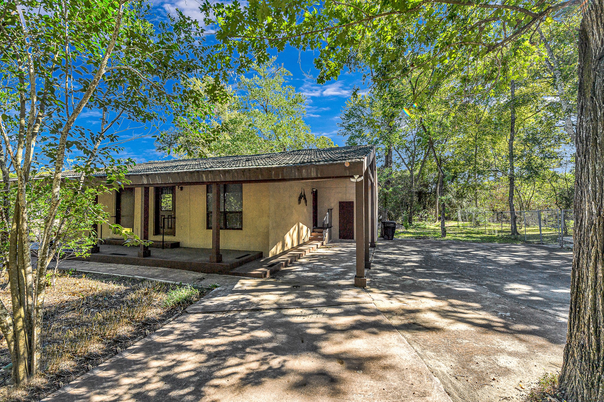 32b E Rivercrest Drive Property Photo 3