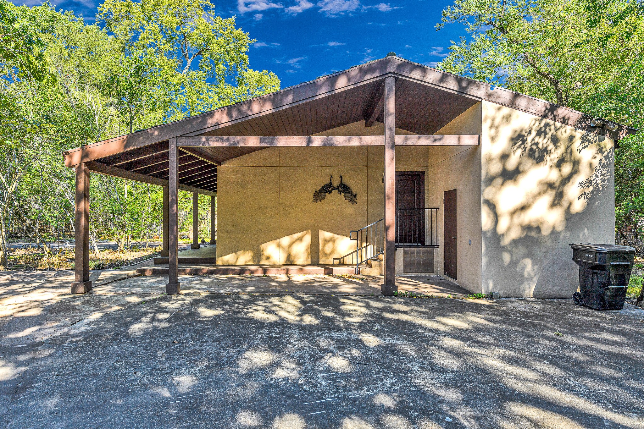 32b E Rivercrest Drive Property Photo 4