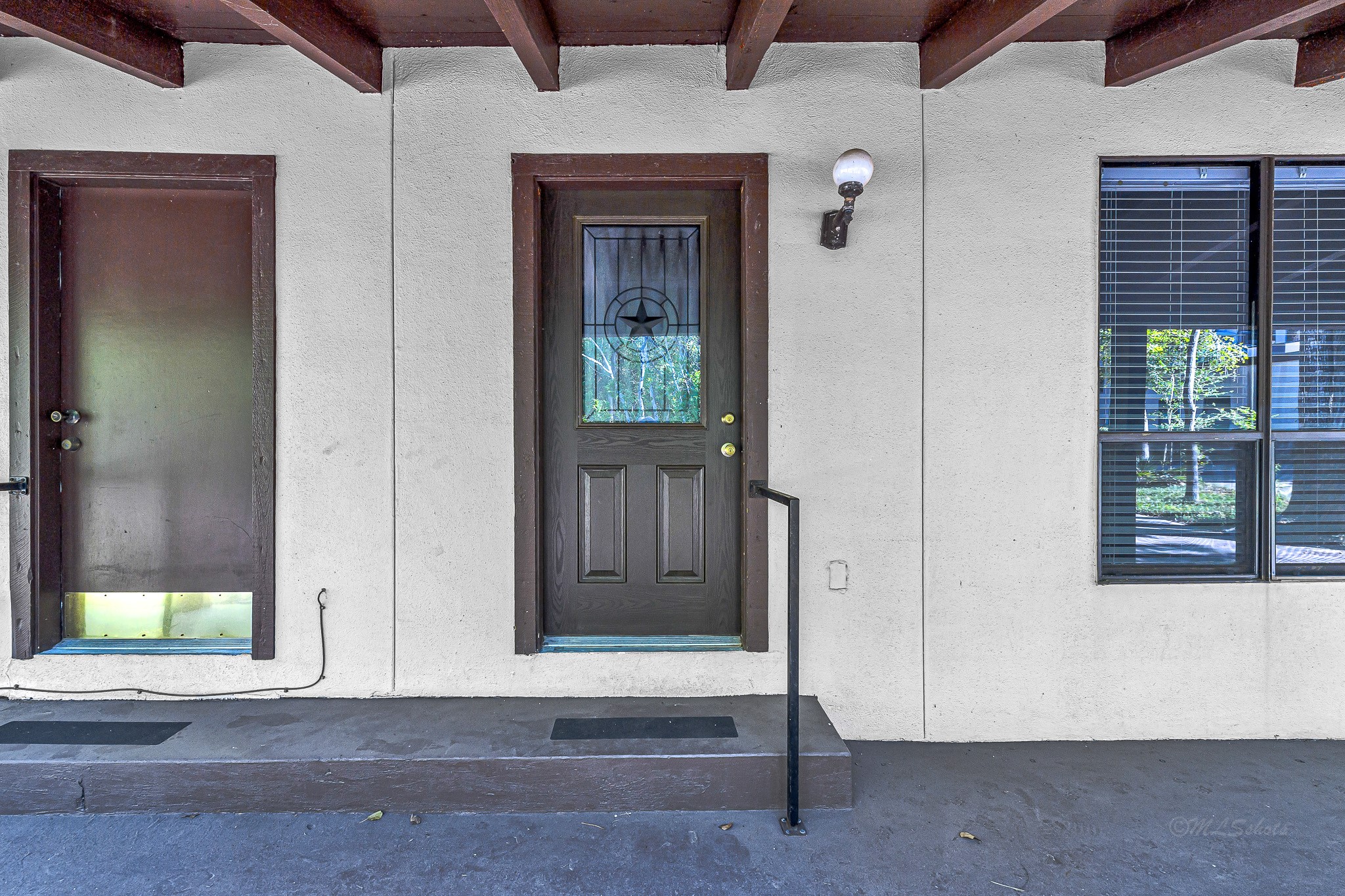 32b E Rivercrest Drive Property Photo 6