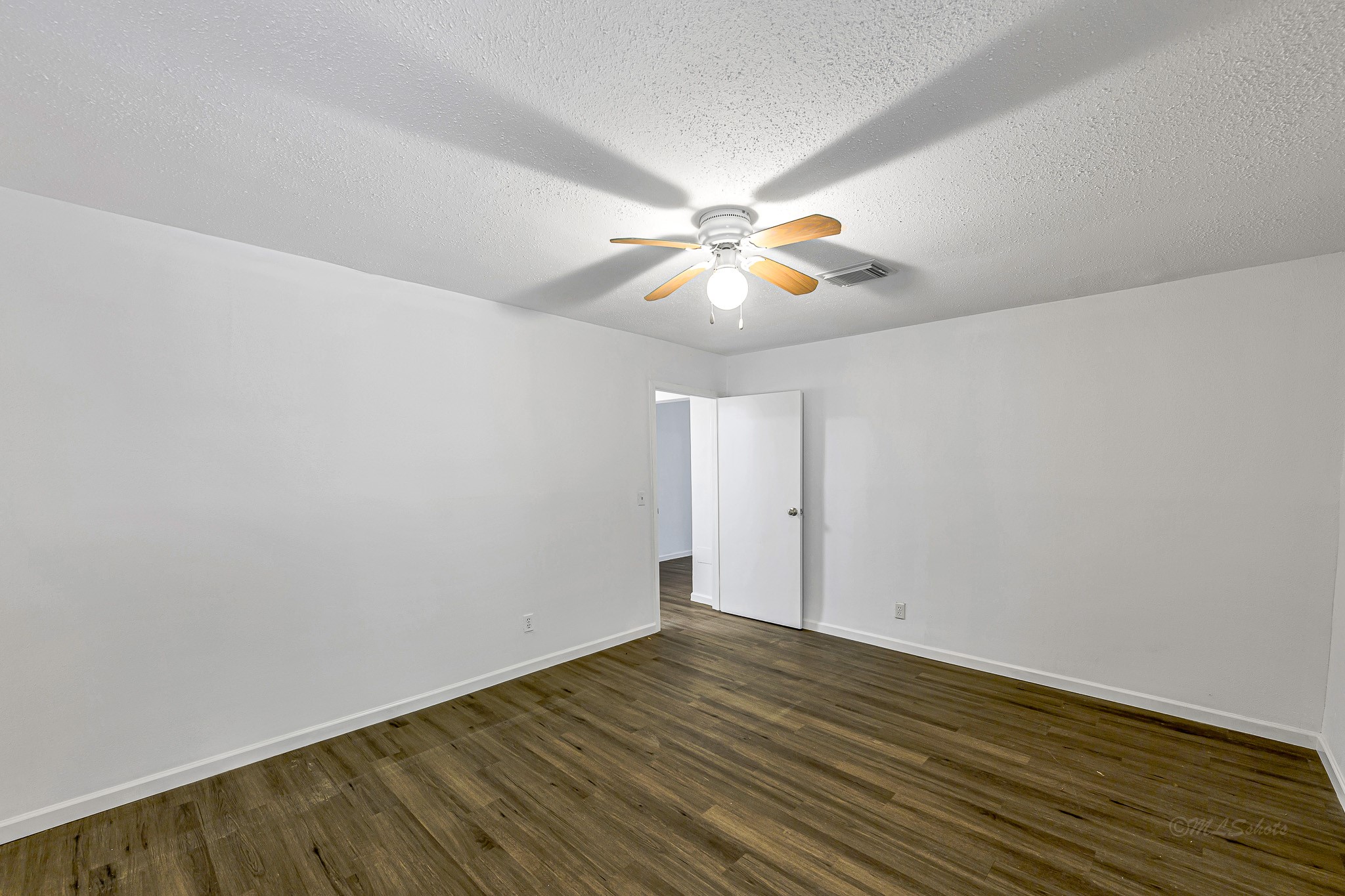 32b E Rivercrest Drive Property Photo 22