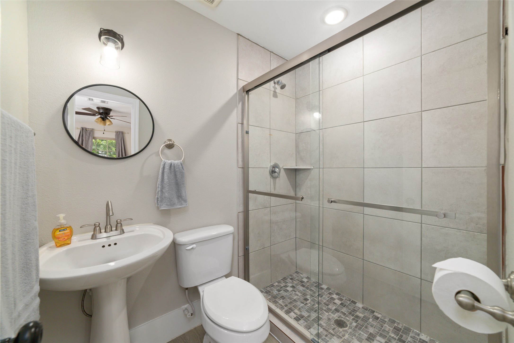 6720 Cathcart Drive Property Photo 10