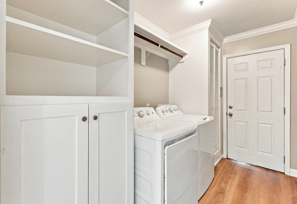 5522 Dumfries Drive Property Photo 10