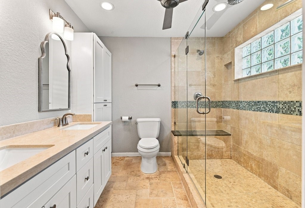 5522 Dumfries Drive Property Photo 13