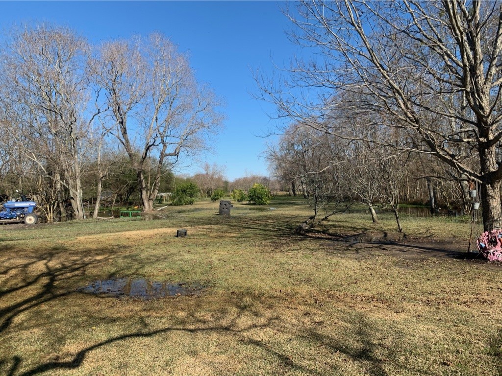 15202 Old Richmond Road Property Photo 5