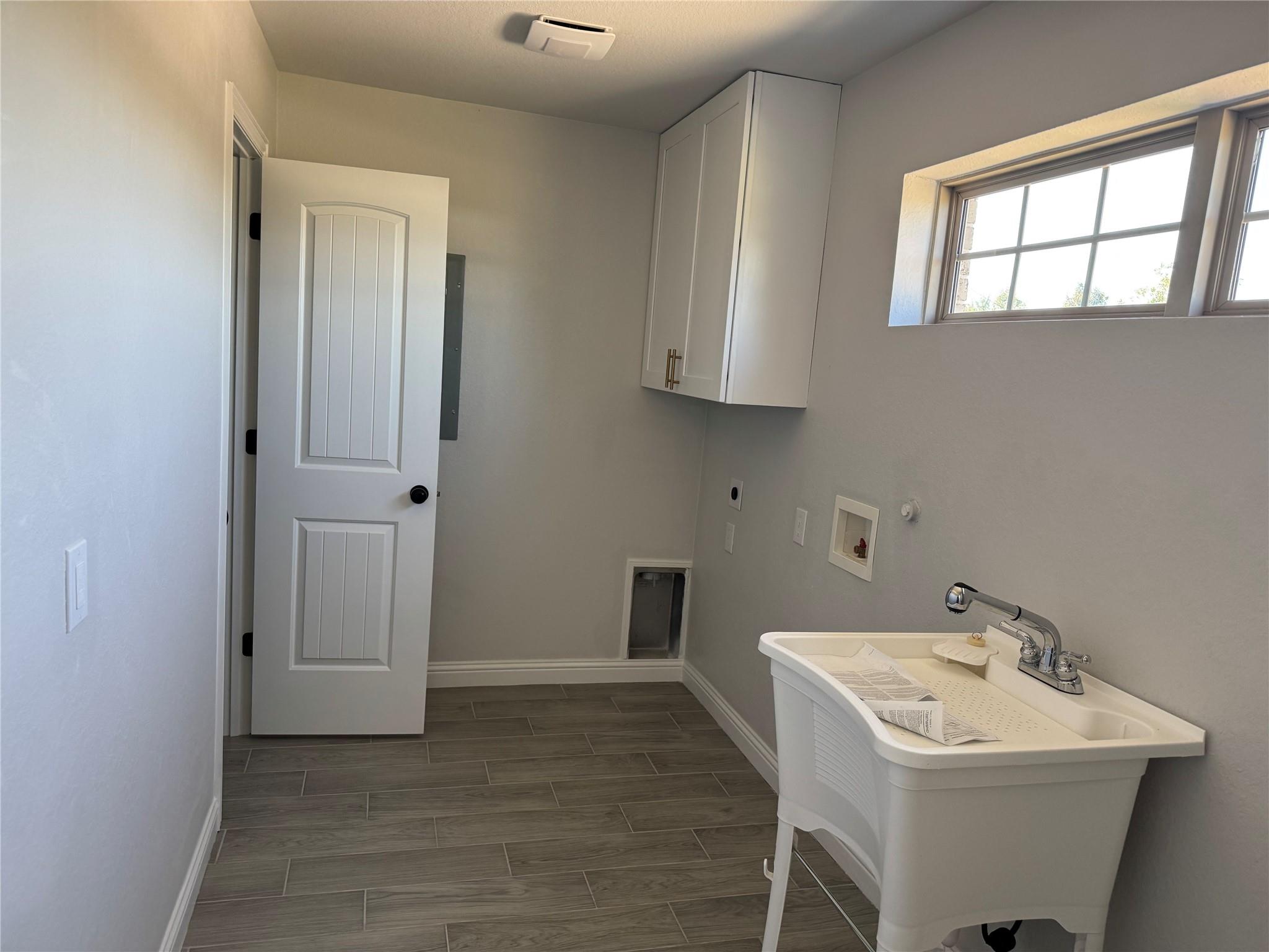 6713 Windhaven Property Photo 19