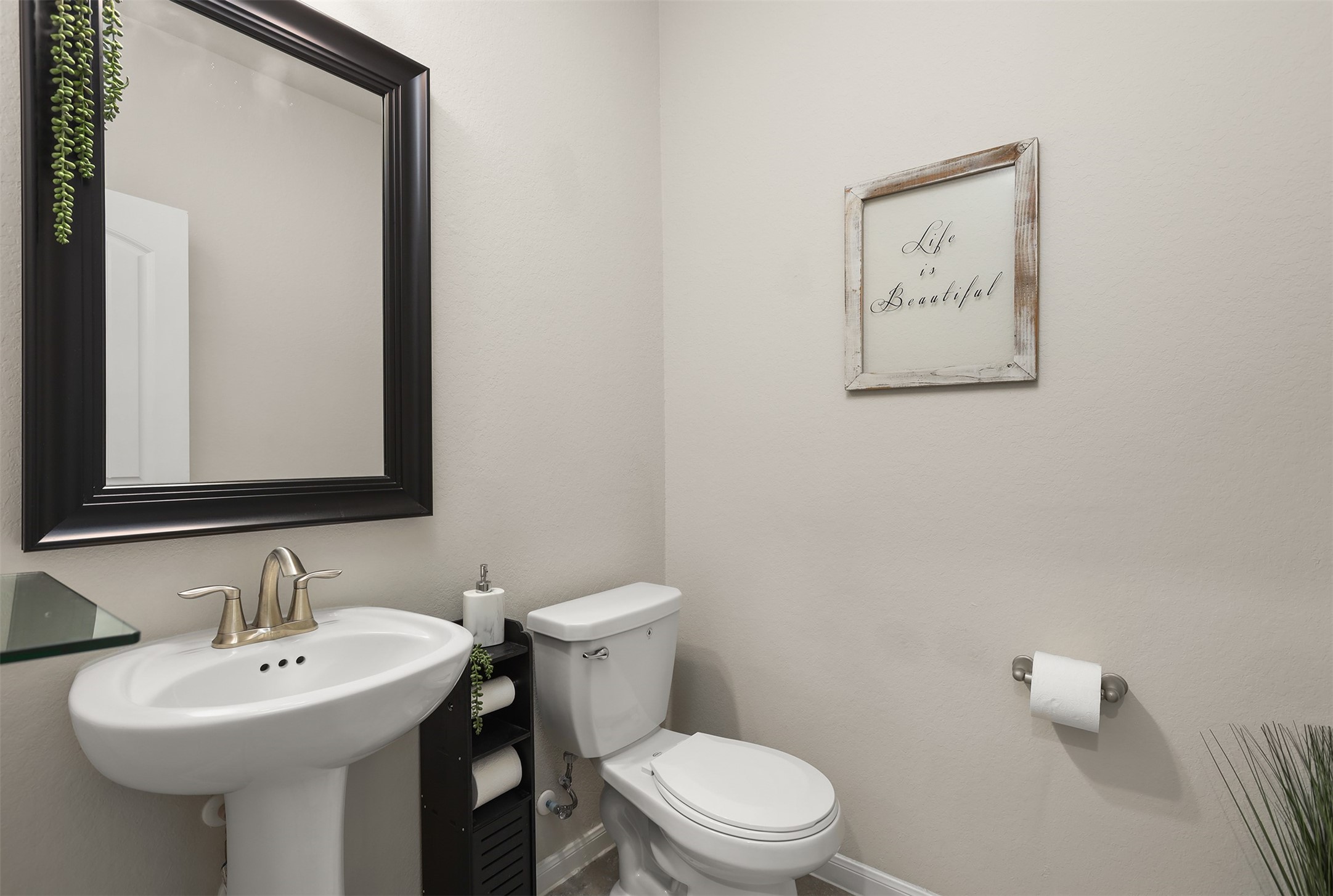 563 Winburn Tide Lane Property Photo 8