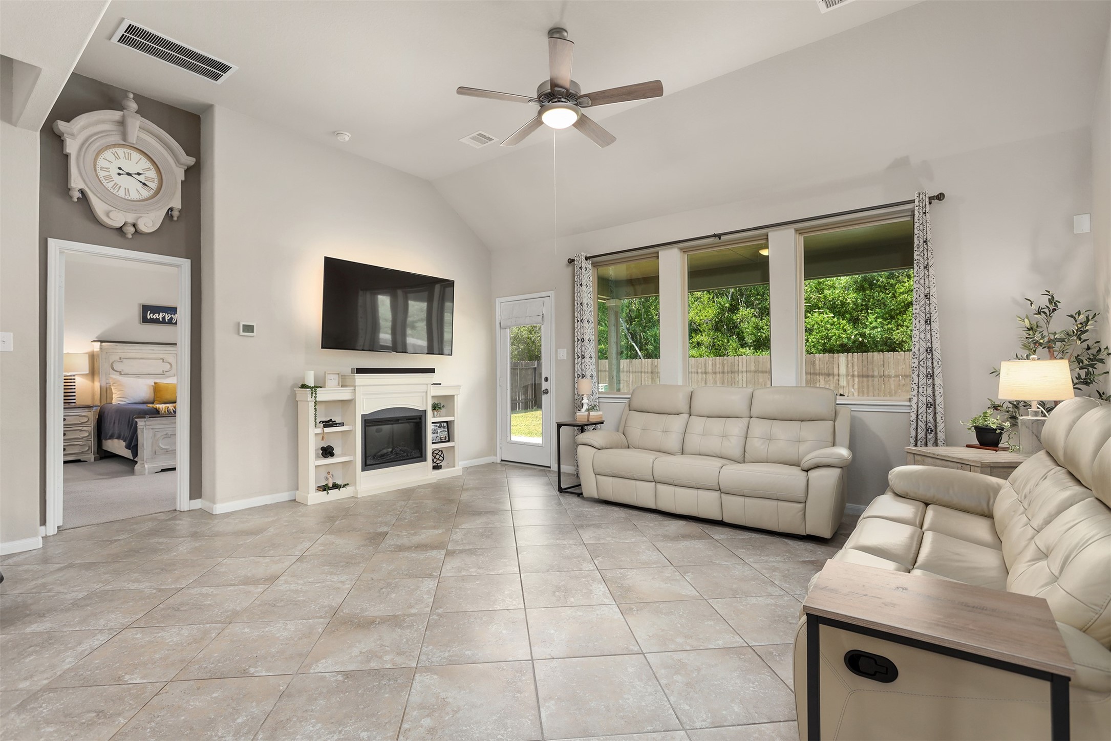 563 Winburn Tide Lane Property Photo 14