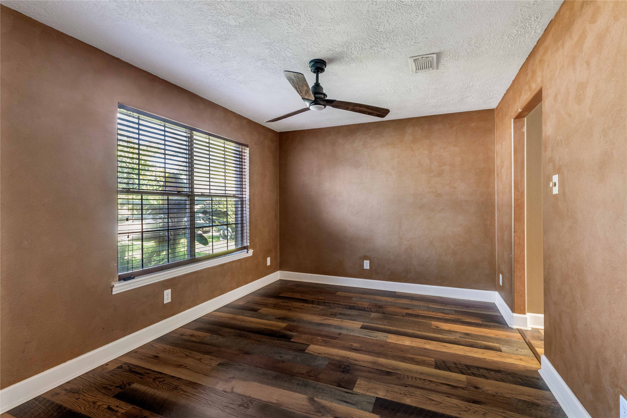 4111 Boulder Drive Property Photo 5