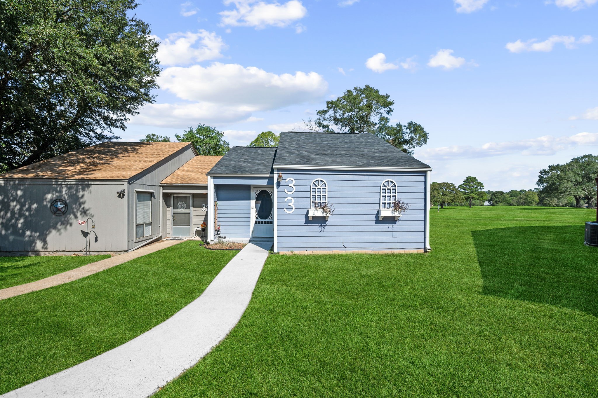 33 Driving Range Lane Property Photo 1