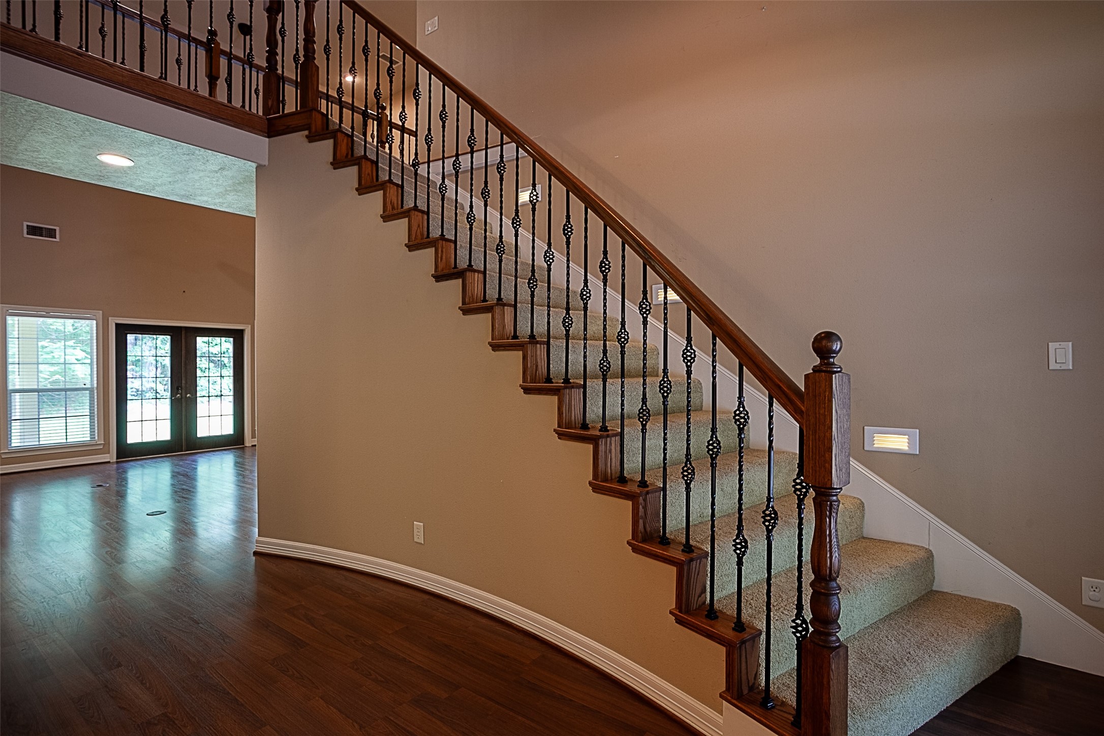 289 Broadmoor Drive Property Photo 35