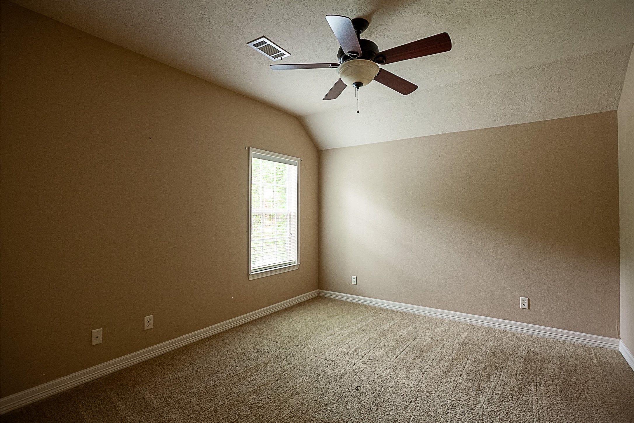 289 Broadmoor Drive Property Photo 39