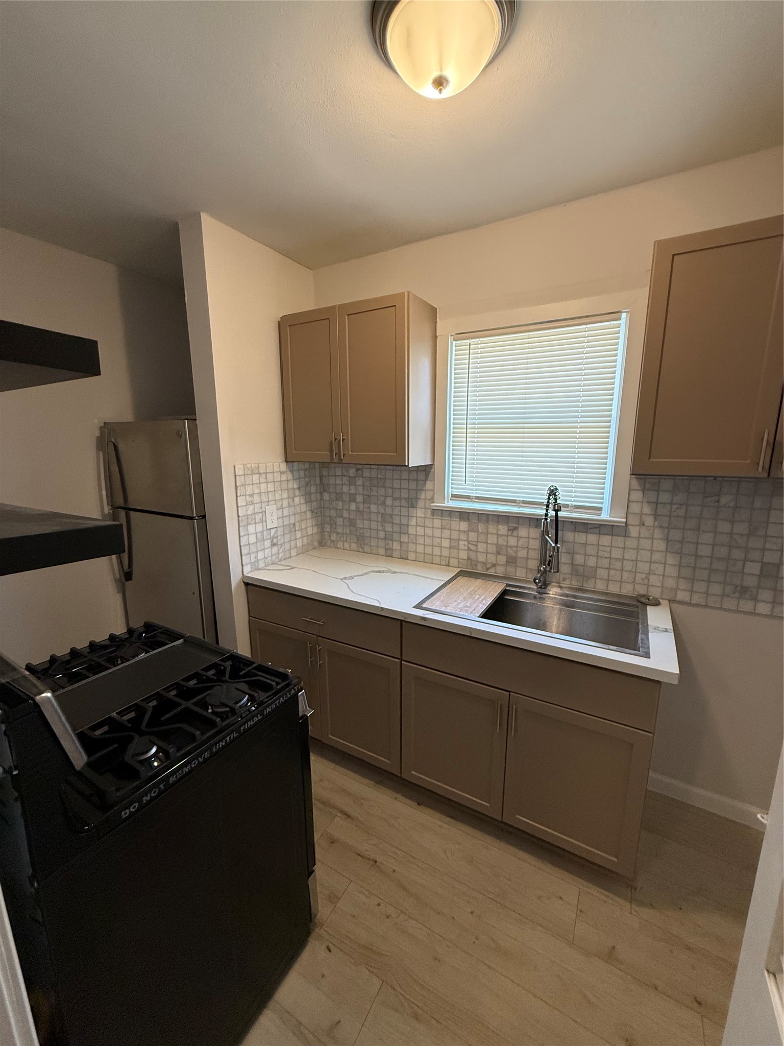 1008 Studewood Street Property Photo 2