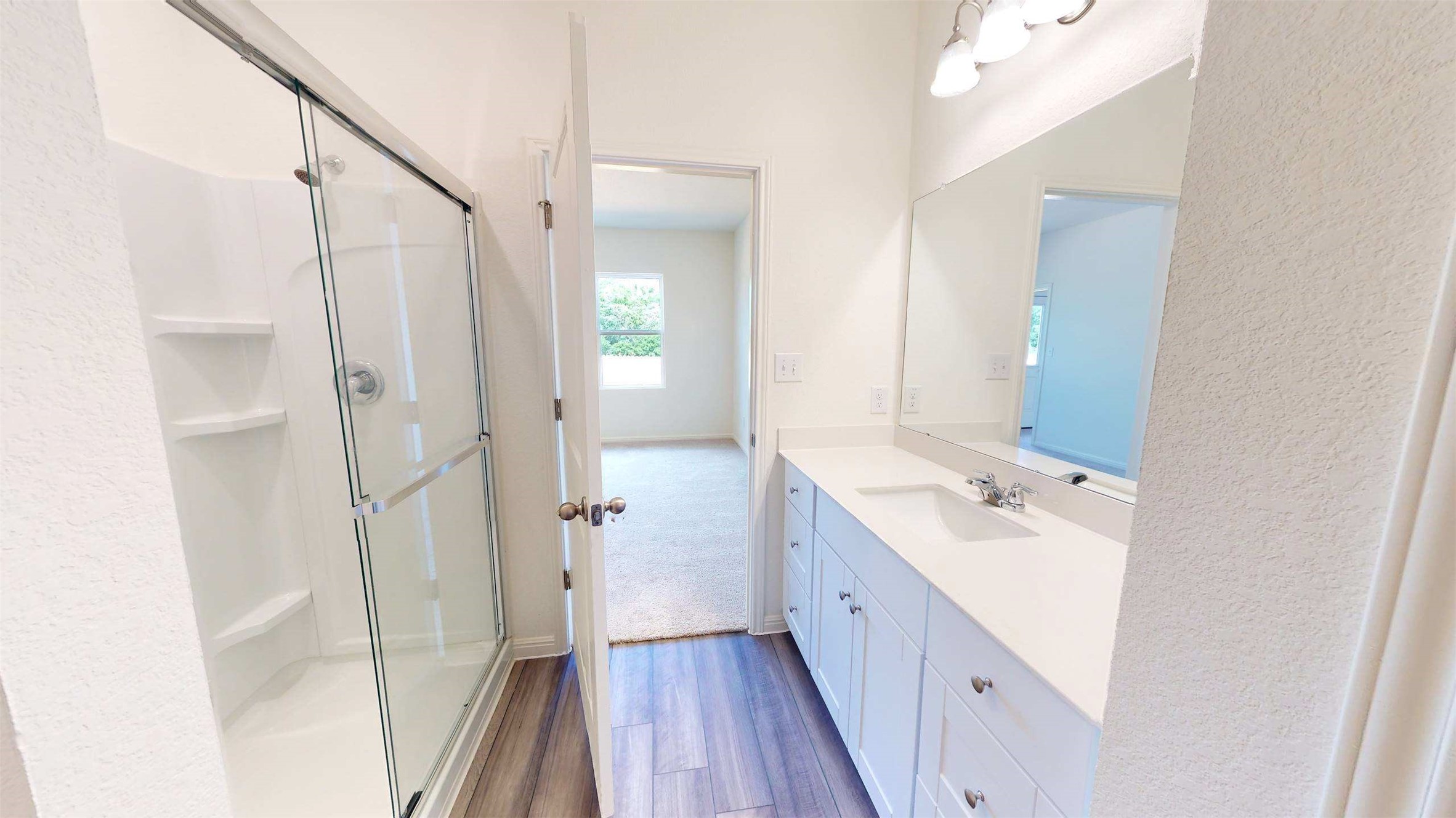 18664 Shauna Danielle Drive Property Photo 10